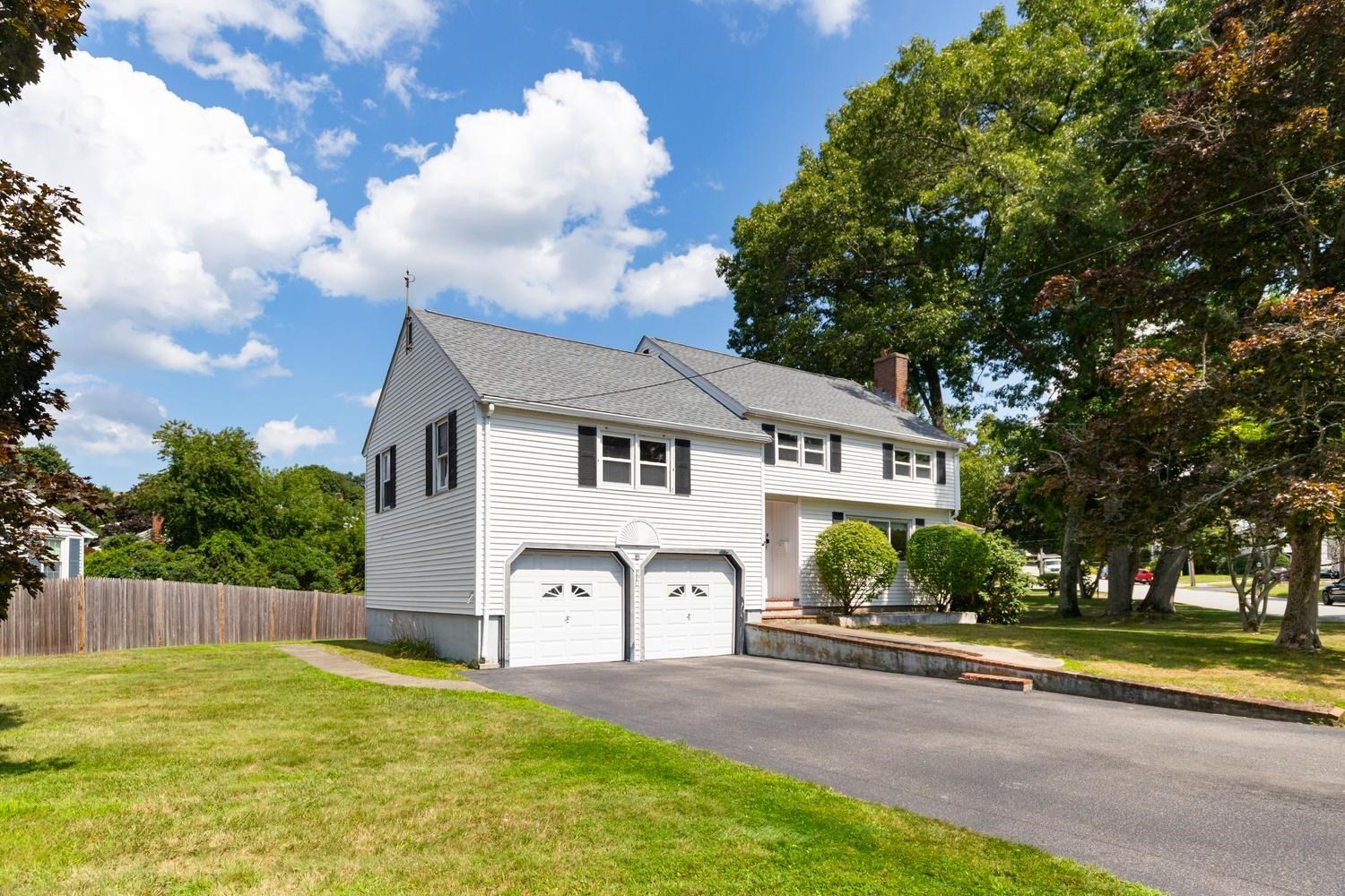 4 Mayflower, Stoneham, MA 02180