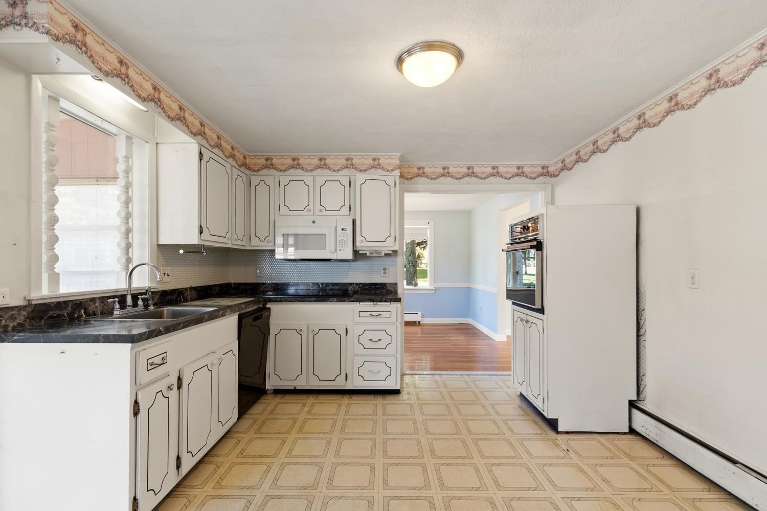 4 Mayflower, Stoneham, MA 02180 - Image 13
