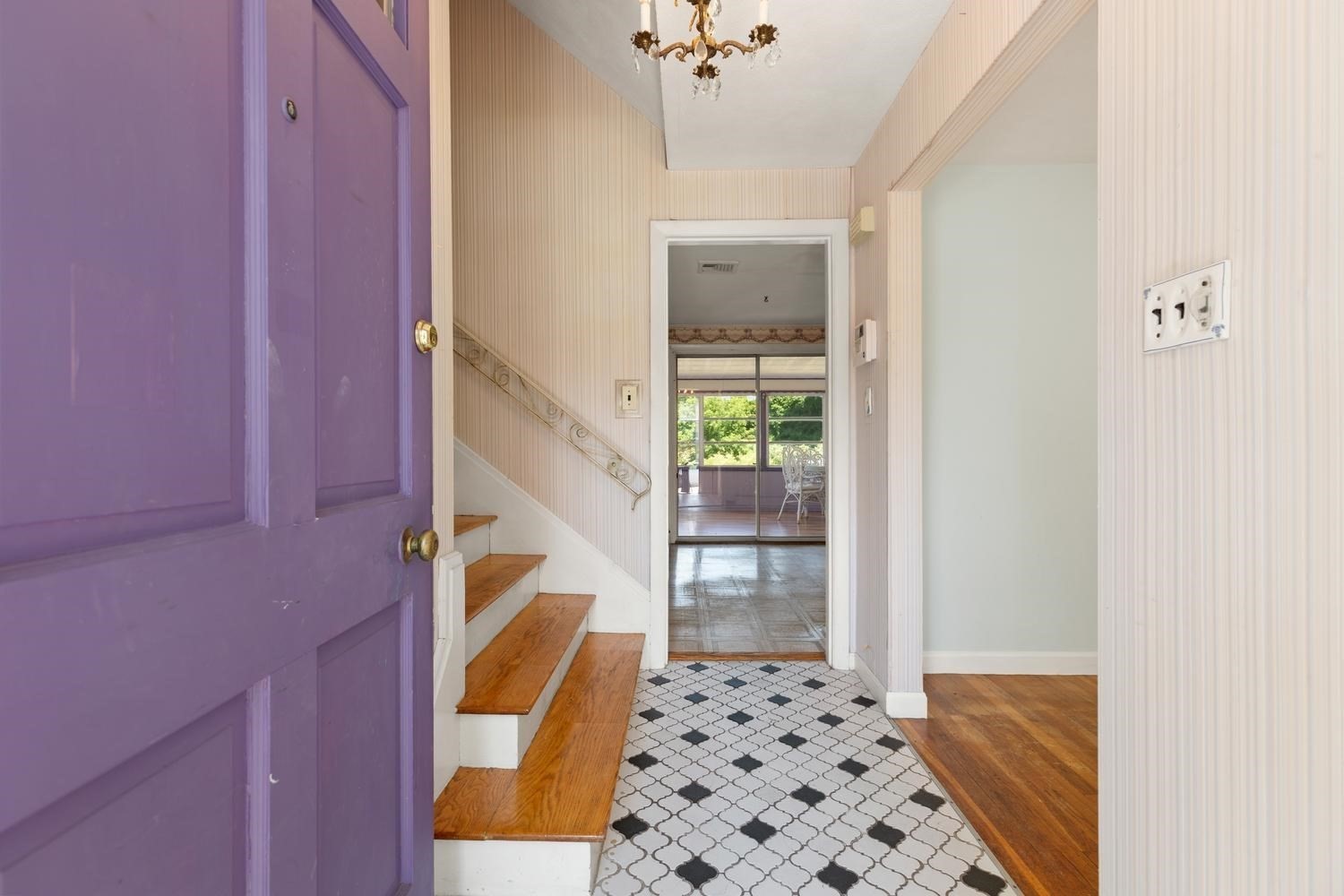 4 Mayflower, Stoneham, MA 02180 - Image 4