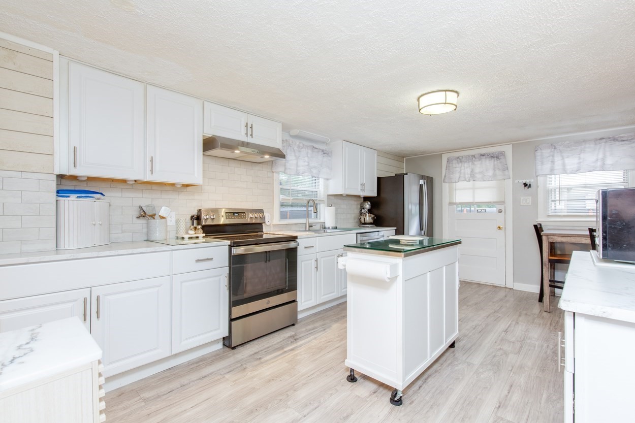 119 Lawrence St, Methuen, MA 01844 - Image 12