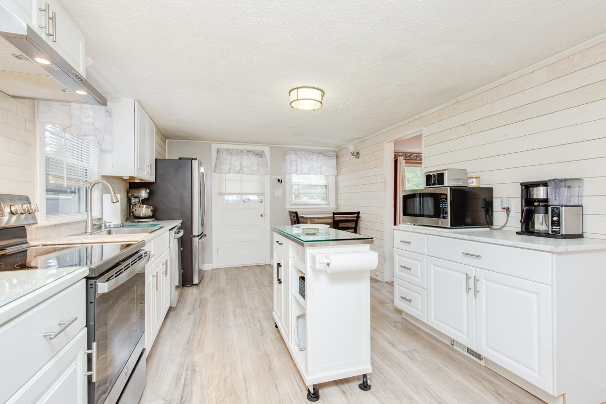 119 Lawrence St, Methuen, MA 01844 - Image 16