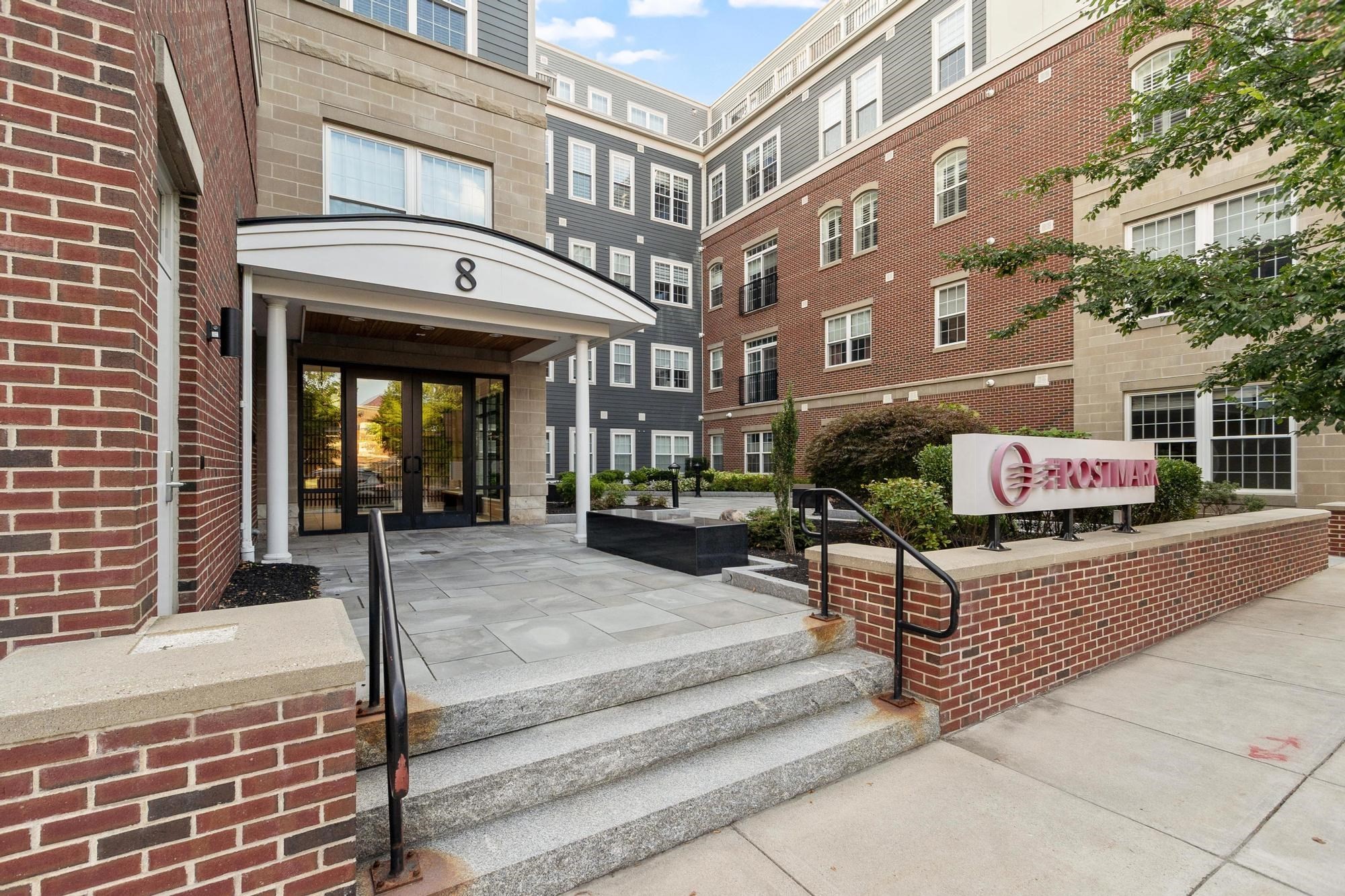 8 Sanborn St Unit 2011, Reading, MA 01867