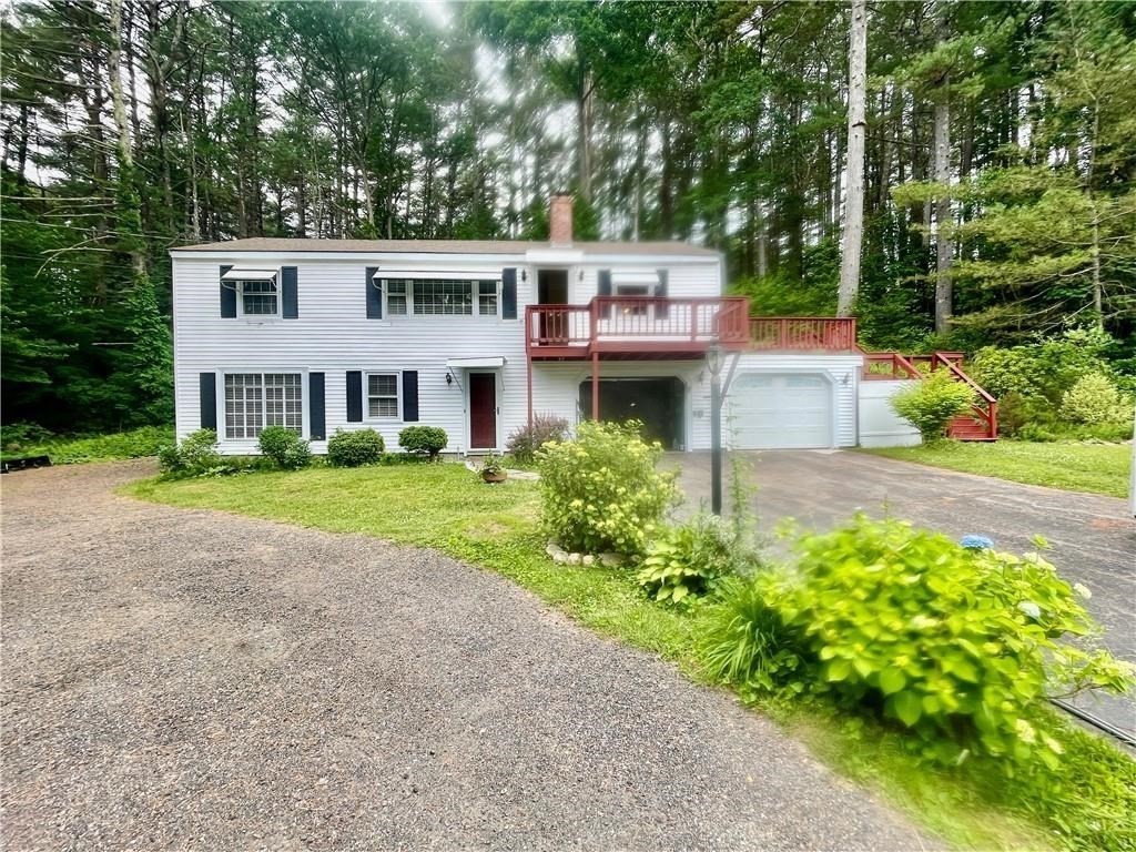 12 Tom Lee Drive, North Smithfield, RI 02896