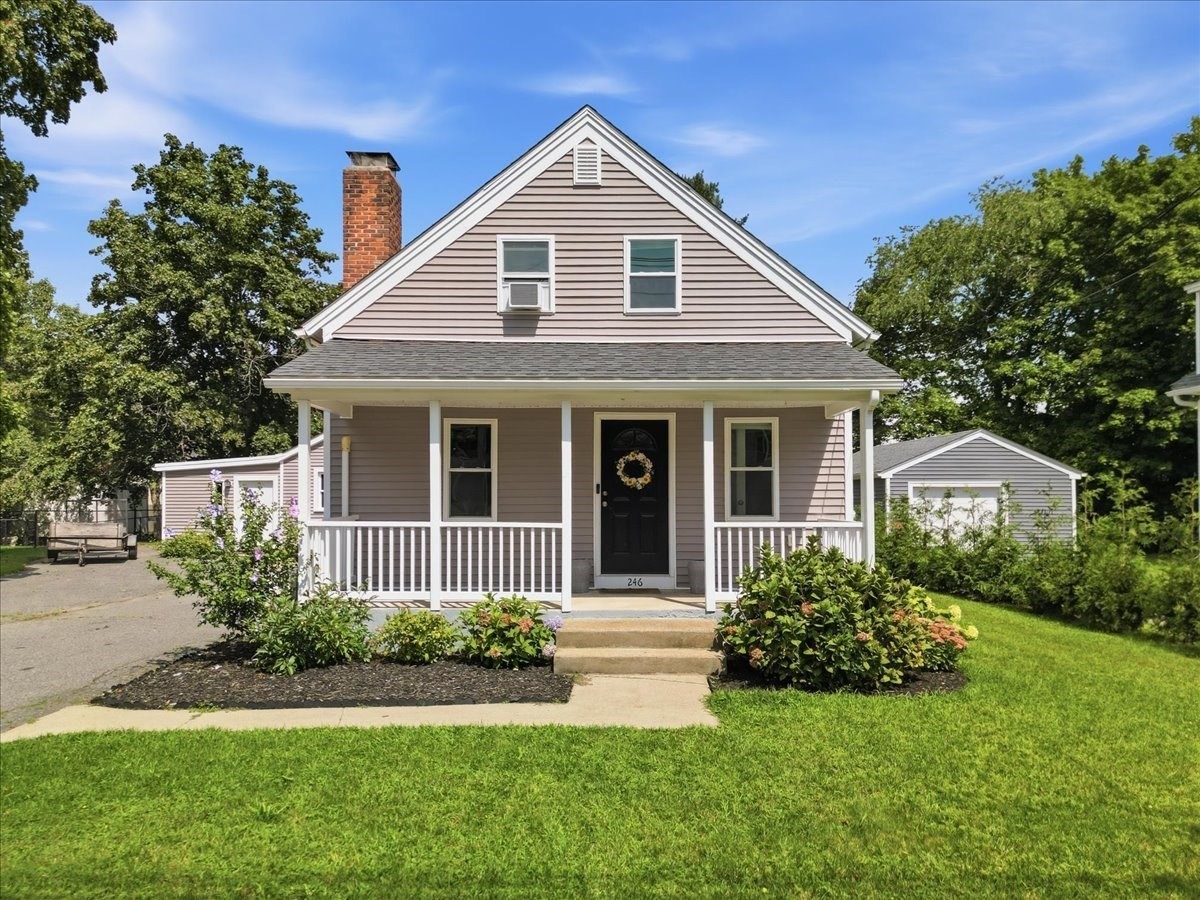 246 Thurber Ave, Attleboro, MA 02703