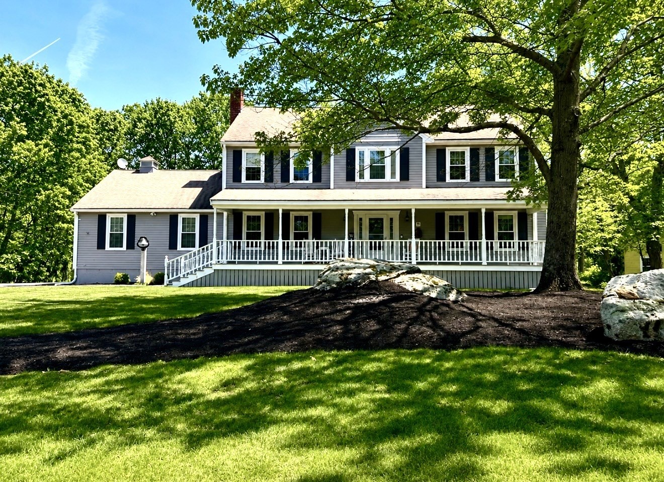 17 Fox Run Road, Medway, MA 02053