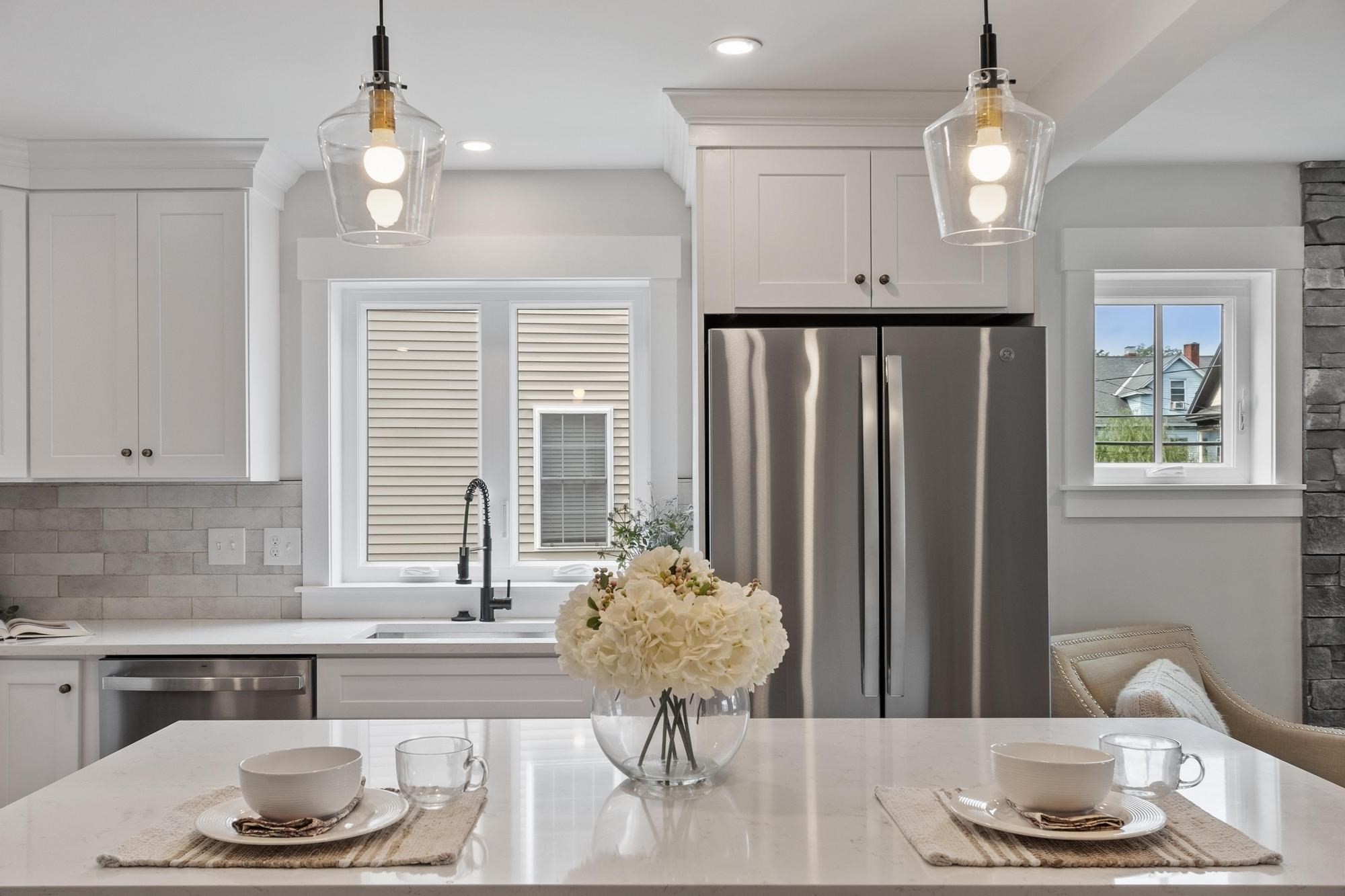 688 Westford St, Lowell, MA 01851 - Image 11