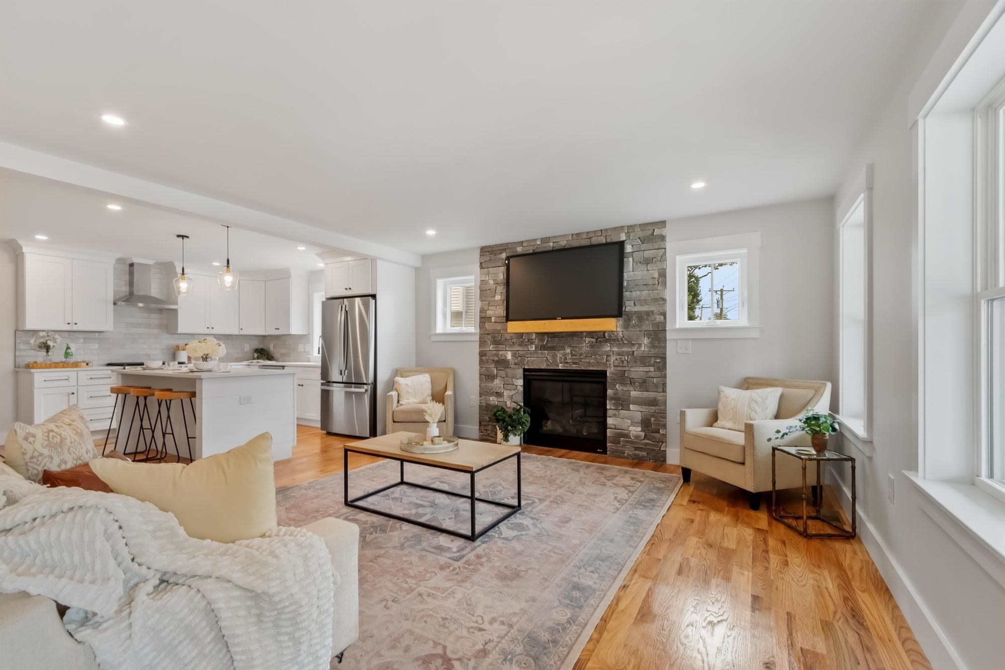 688 Westford St, Lowell, MA 01851 - Image 21