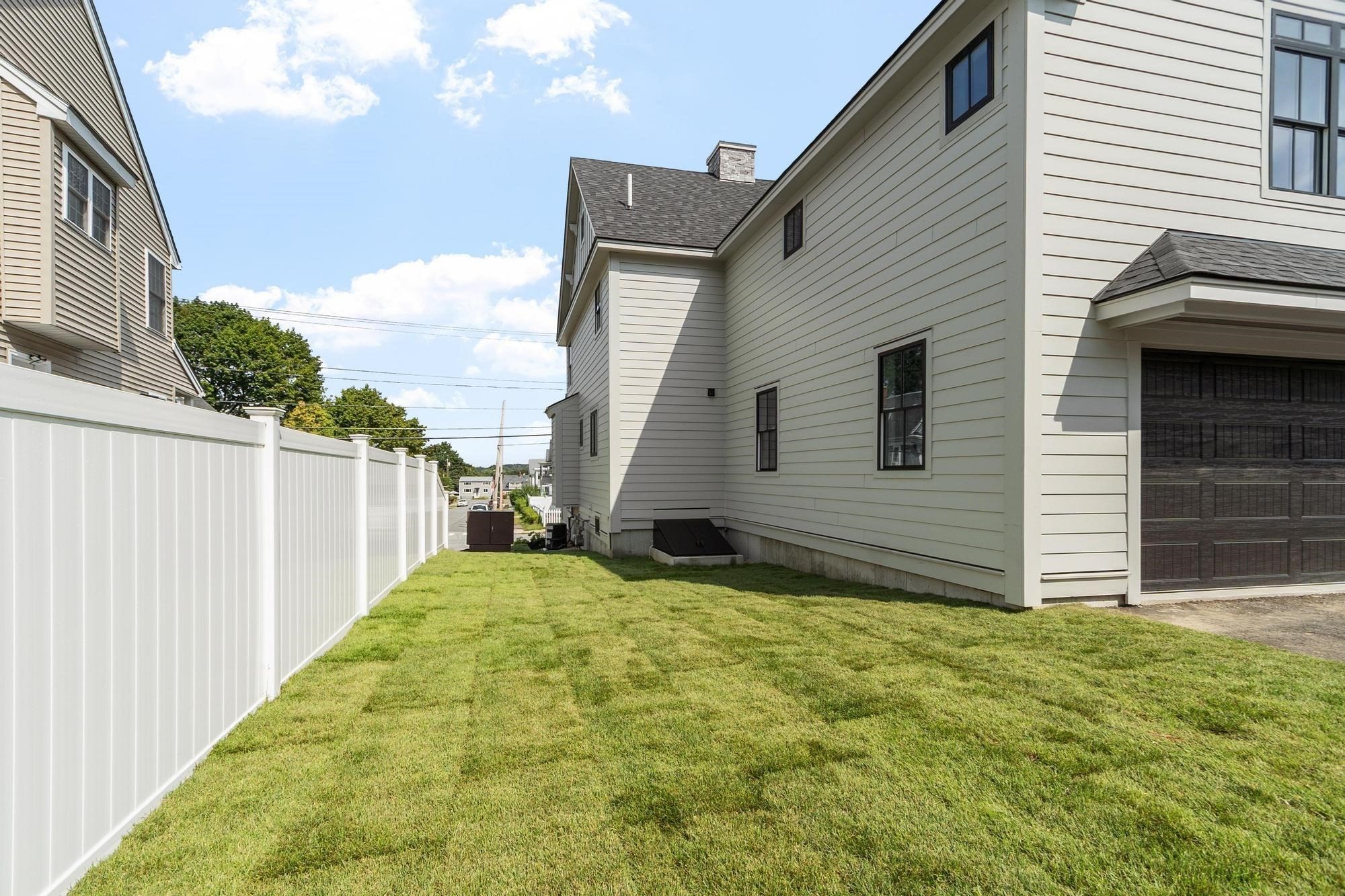 688 Westford St, Lowell, MA 01851 - Image 4