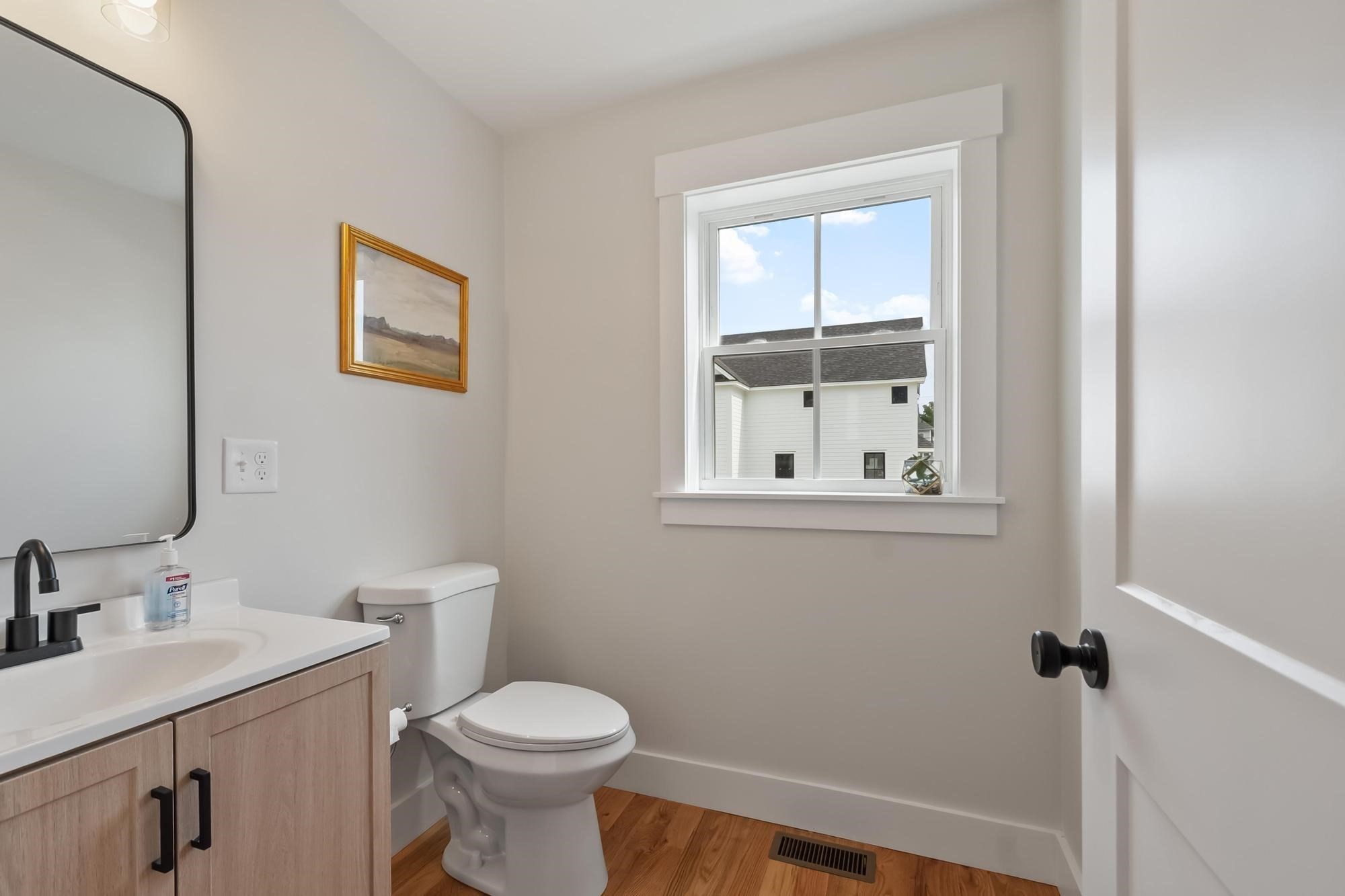 688 Westford St, Lowell, MA 01851 - Image 37