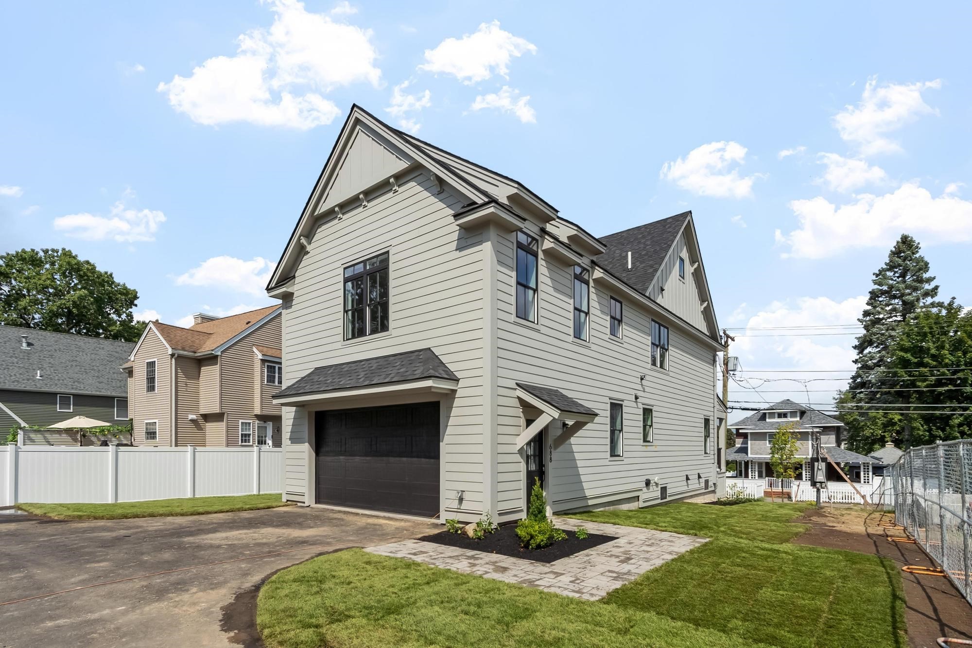 688 Westford St, Lowell, MA 01851 - Image 5