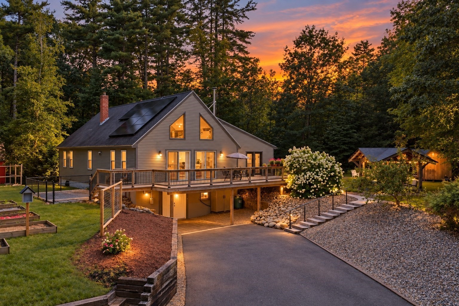 737 New West Townsend Rd, Lunenburg, MA 01462