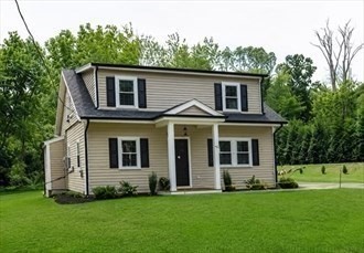 40 Beechwood Street, Cohasset, MA 02025