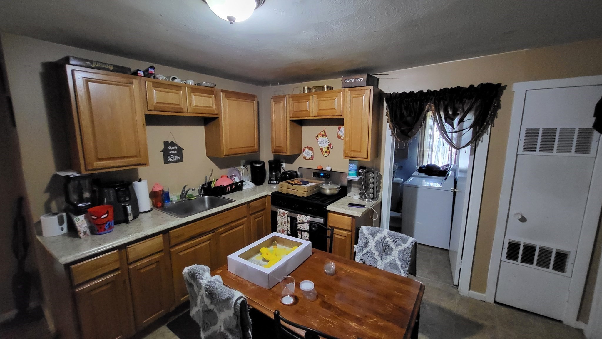 82 Willie Street, Lowell, MA 01854 - Image 13