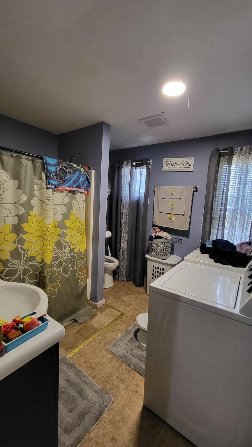 82 Willie Street, Lowell, MA 01854 - Image 14