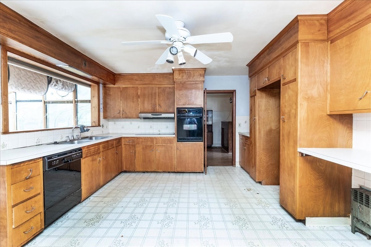 292 Oak St, Methuen, MA 01844 - Image 11