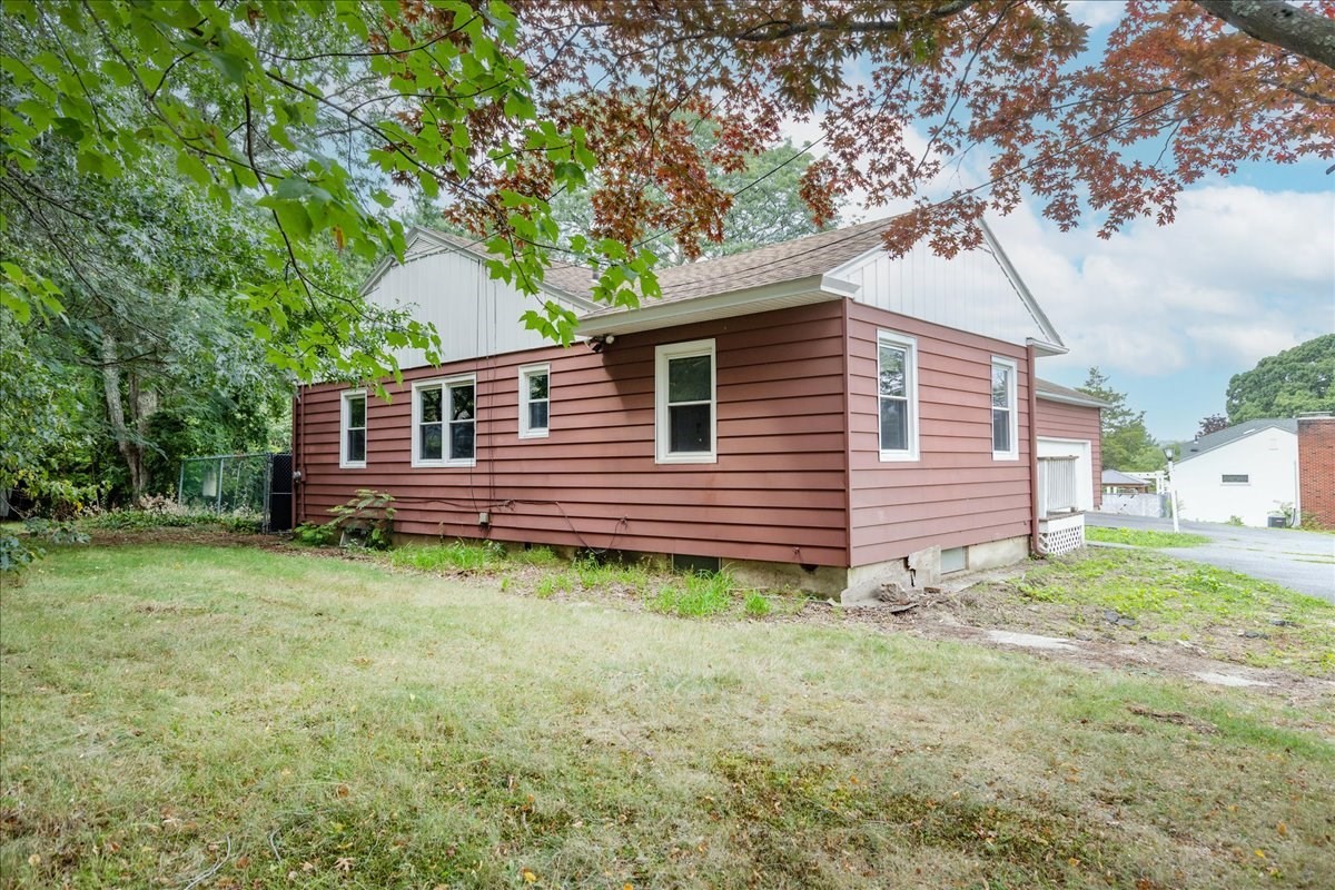 292 Oak St, Methuen, MA 01844 - Image 28