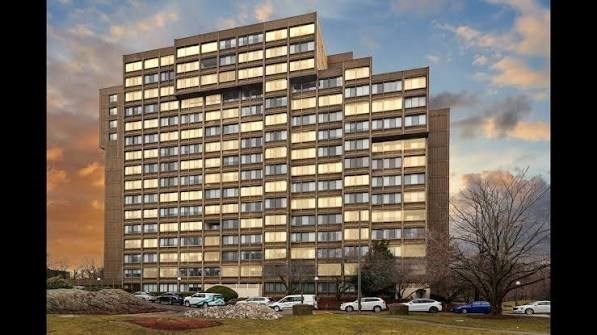 250 Hammond Pond Parkway Unit 1105S, Newton, MA 02467