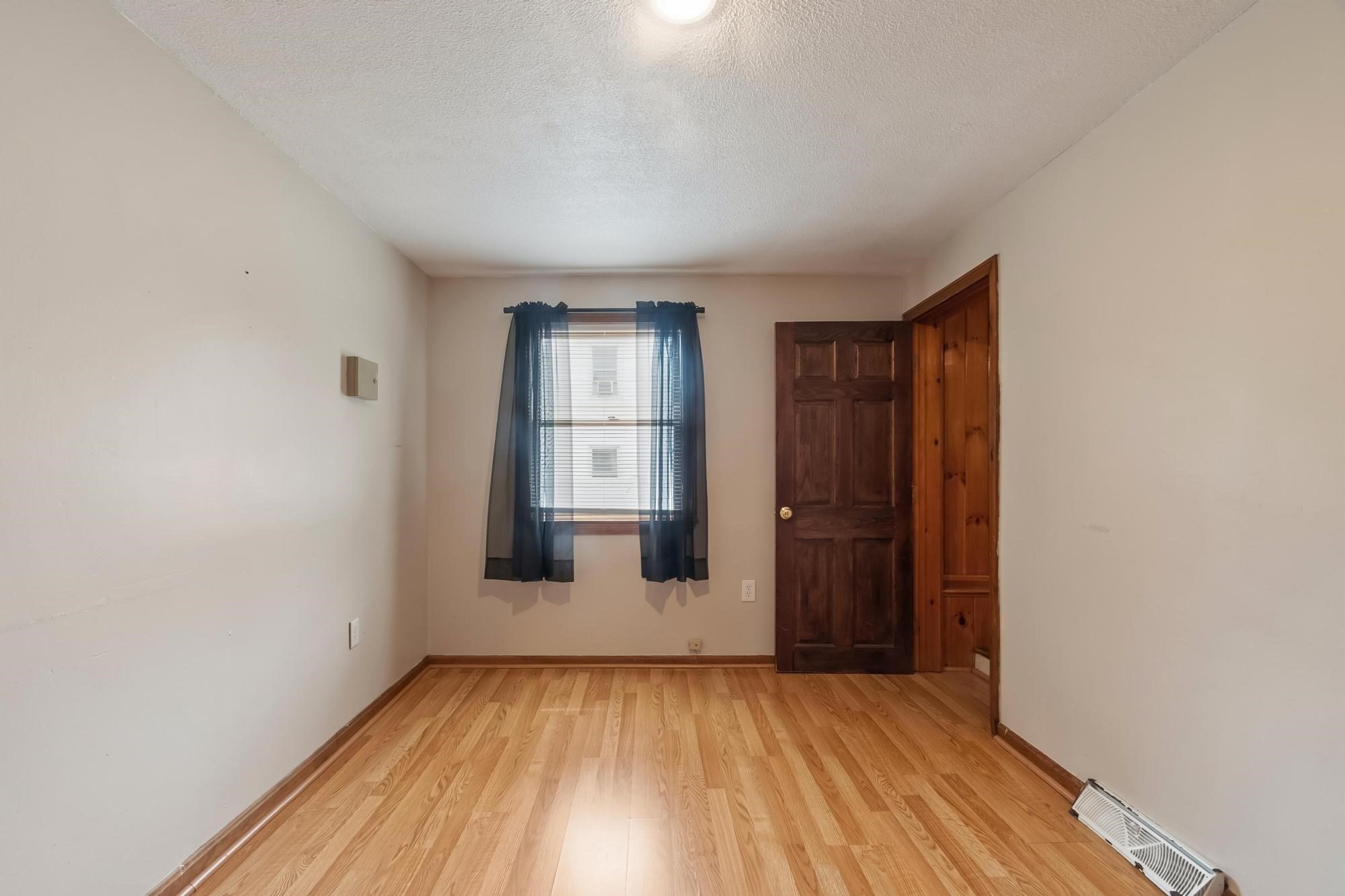 170 Townsend Ave, Lowell, MA 01854 - Image 26