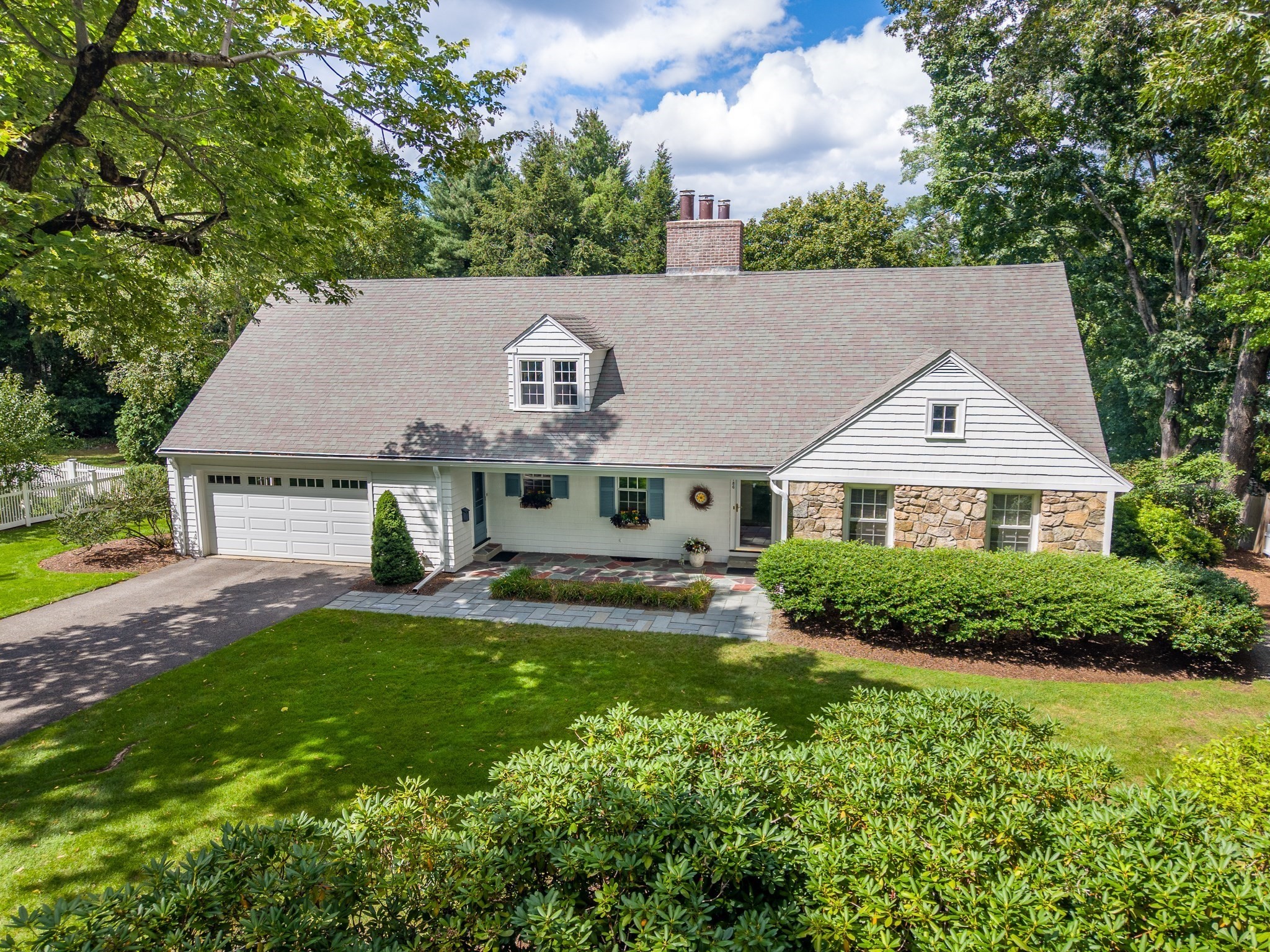 186 Oakland Street, Wellesley, MA 02481