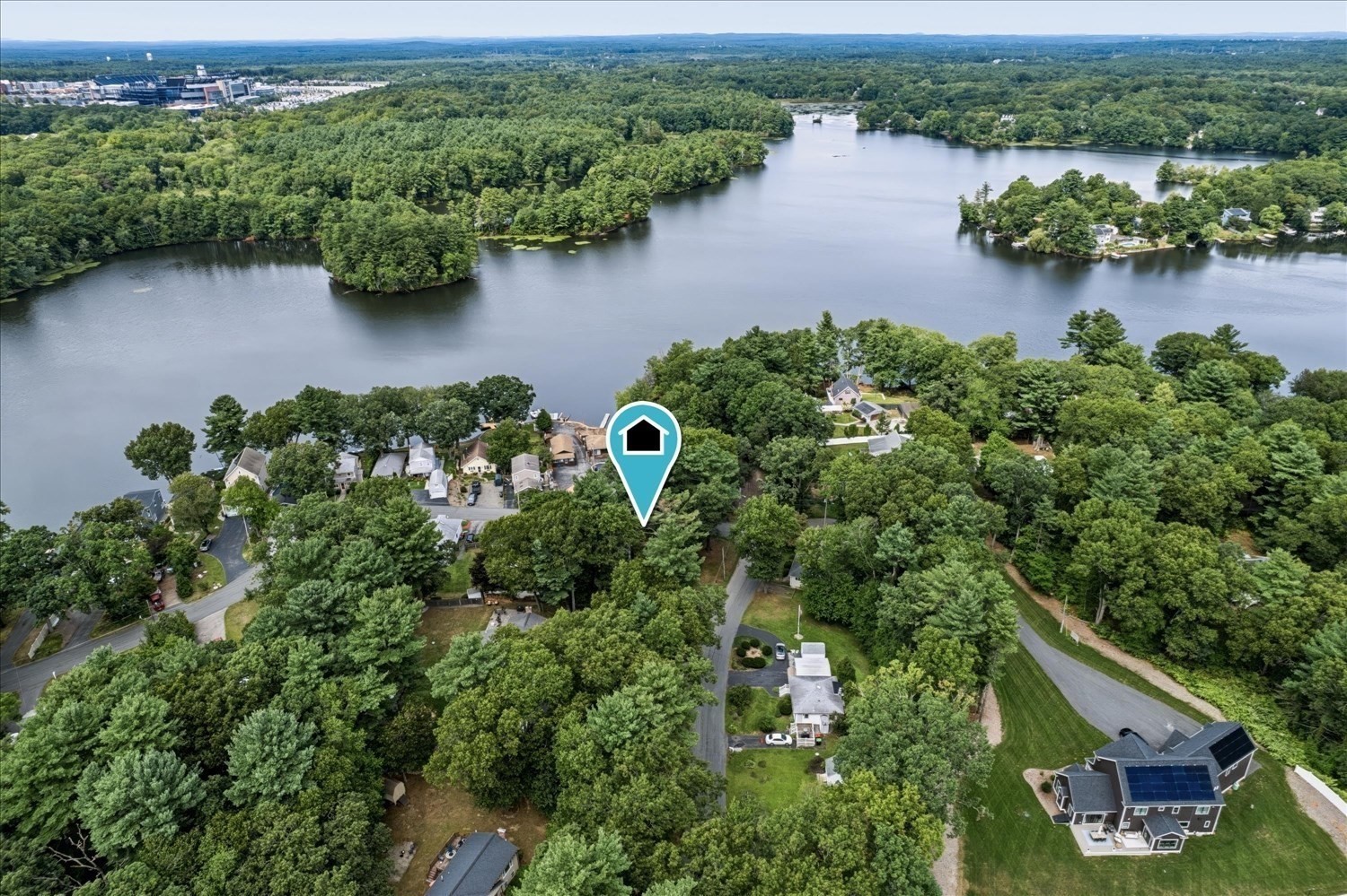 65 Neponset Heights Ave, Foxboro, MA 02035