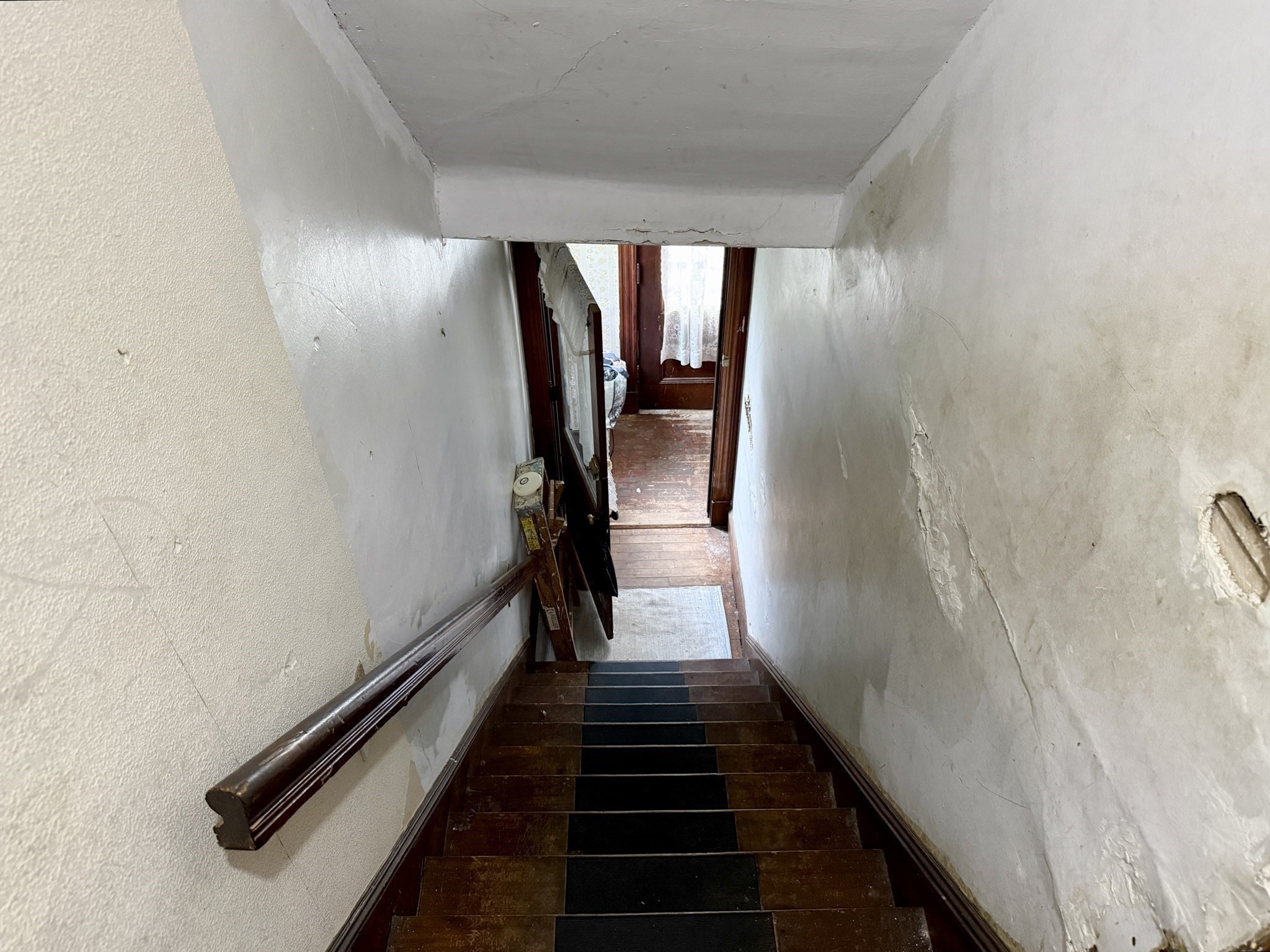 47 Florence Ave, Lowell, MA 01851 - Image 16