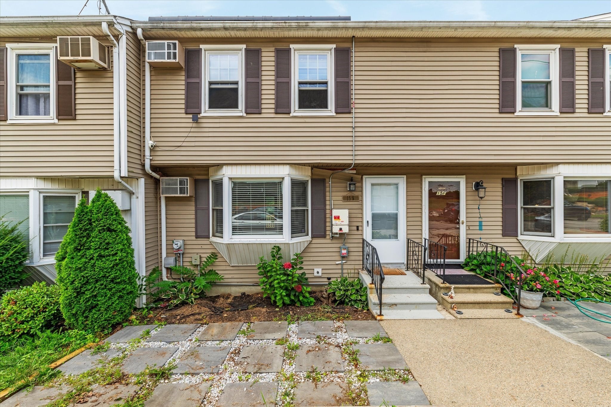 15 Gibbs  St Unit G, Worcester, MA 01607