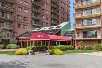 3920 Mystic Valley Pkwy Unit 410, Medford, MA 02155