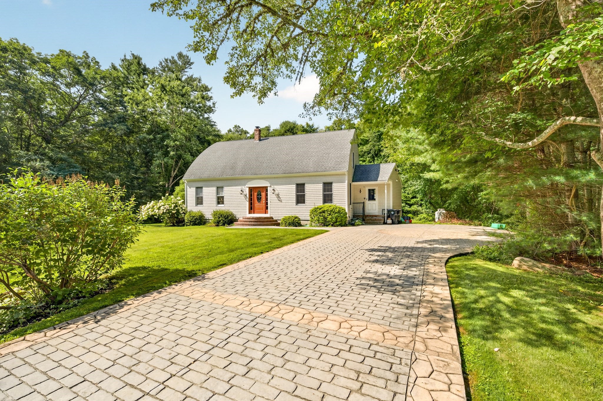 32 Slades Farm Ln, Dartmouth, MA 02748 - Image 3