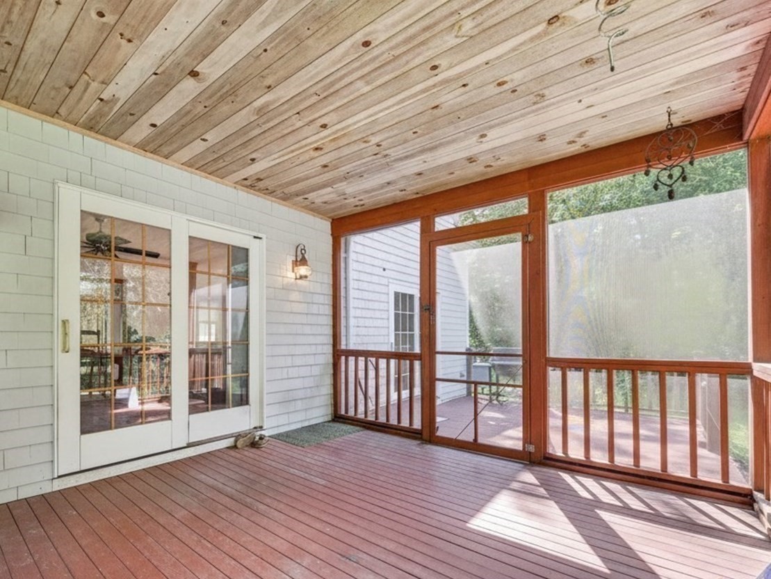 32 Slades Farm Ln, Dartmouth, MA 02748 - Image 33