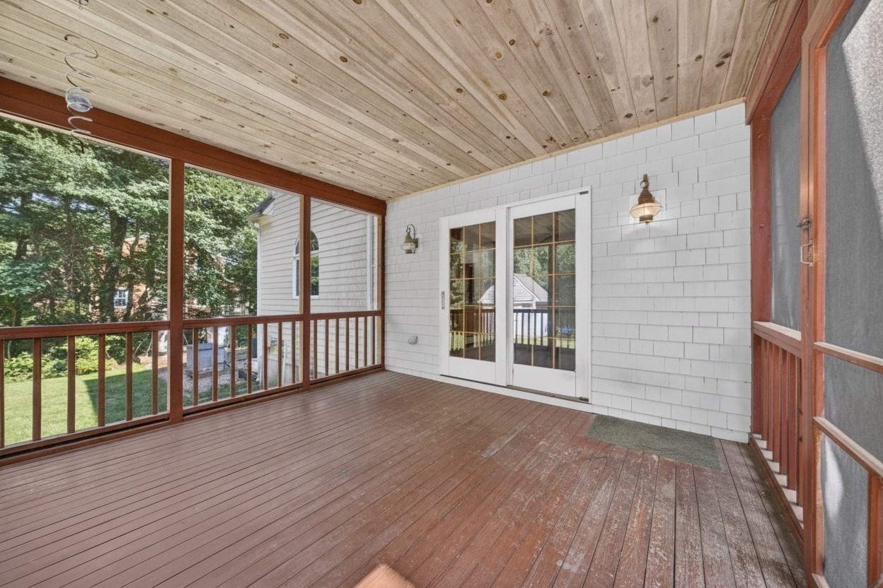 32 Slades Farm Ln, Dartmouth, MA 02748 - Image 34