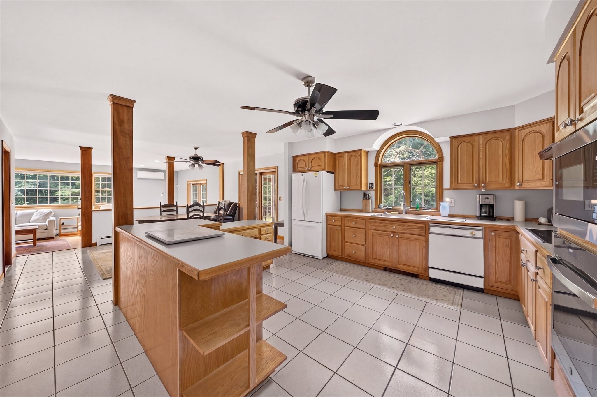 32 Slades Farm Ln, Dartmouth, MA 02748 - Image 9