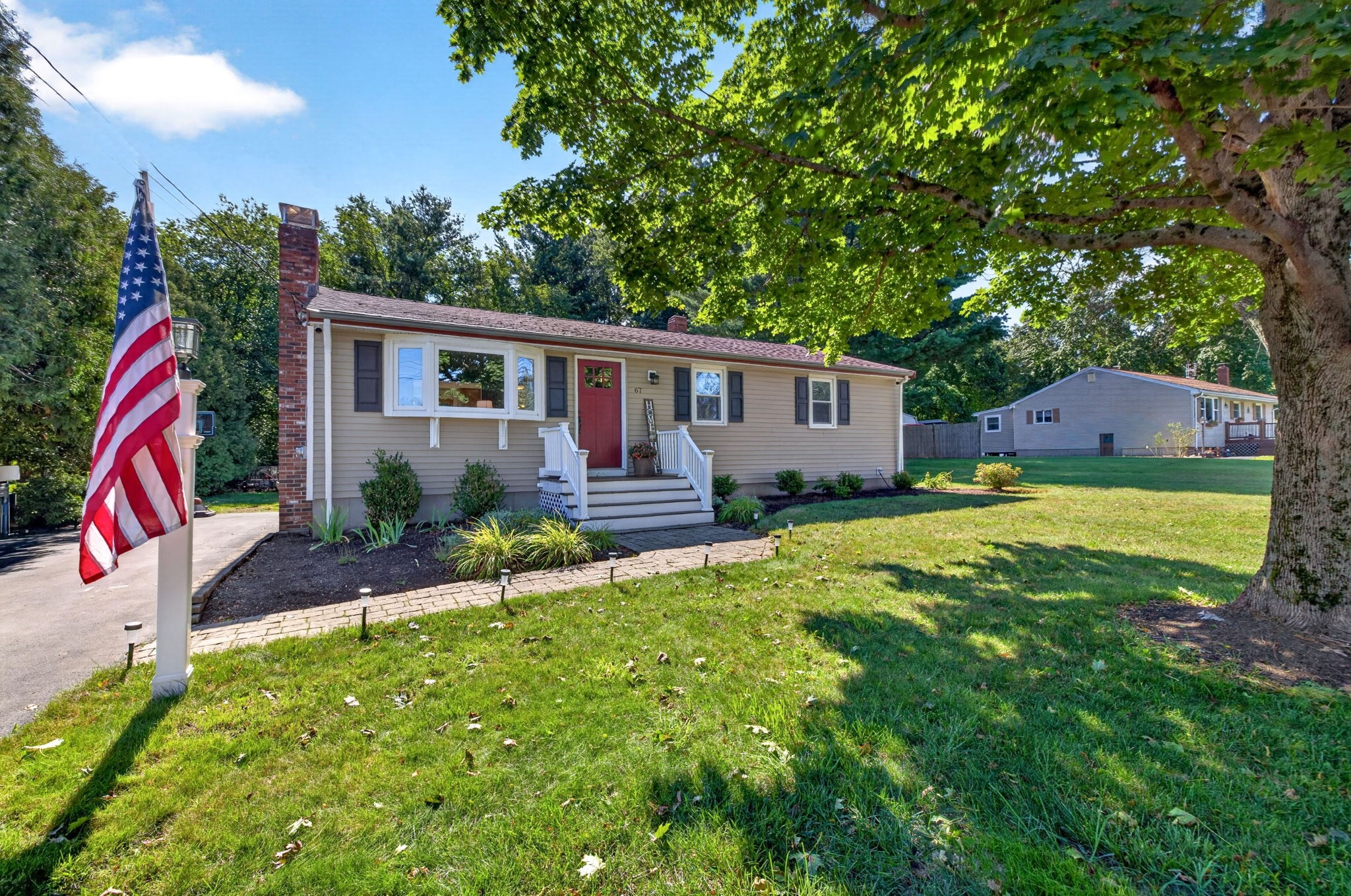 67 Nicholas Rd, Raynham, MA 02767