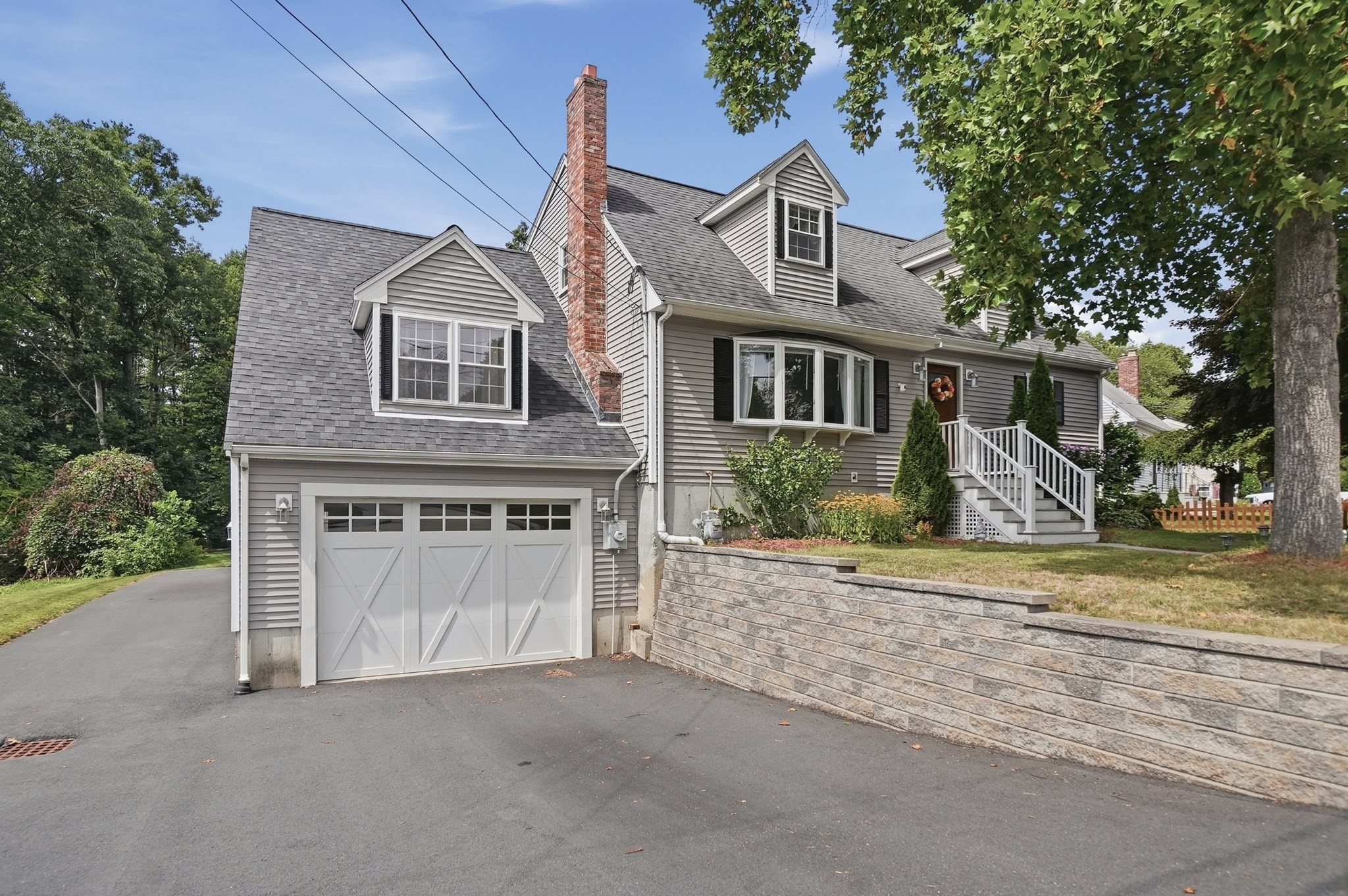 17 Dartmouth Drive, Milford, MA 01757