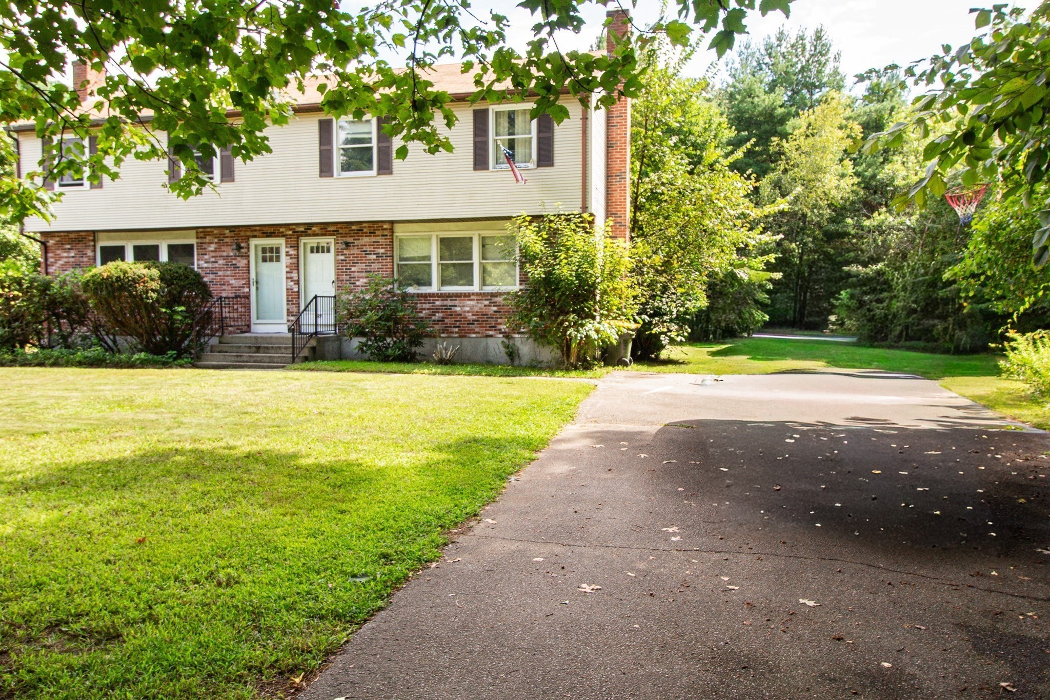 627 Pulaski Unit right, Bellingham, MA 02019