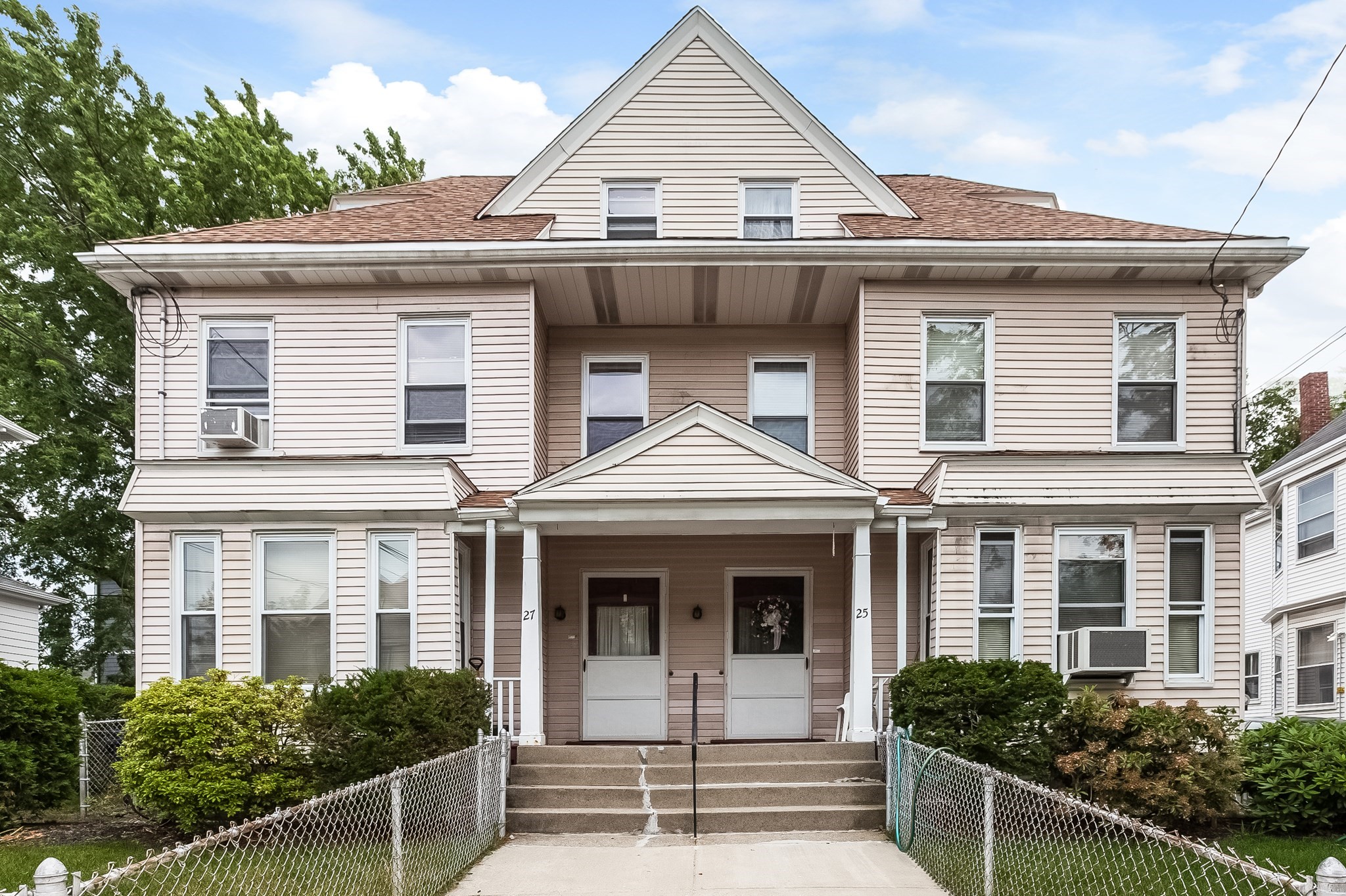 25 Parsons Unit 25, Brighton, Boston, MA 02135