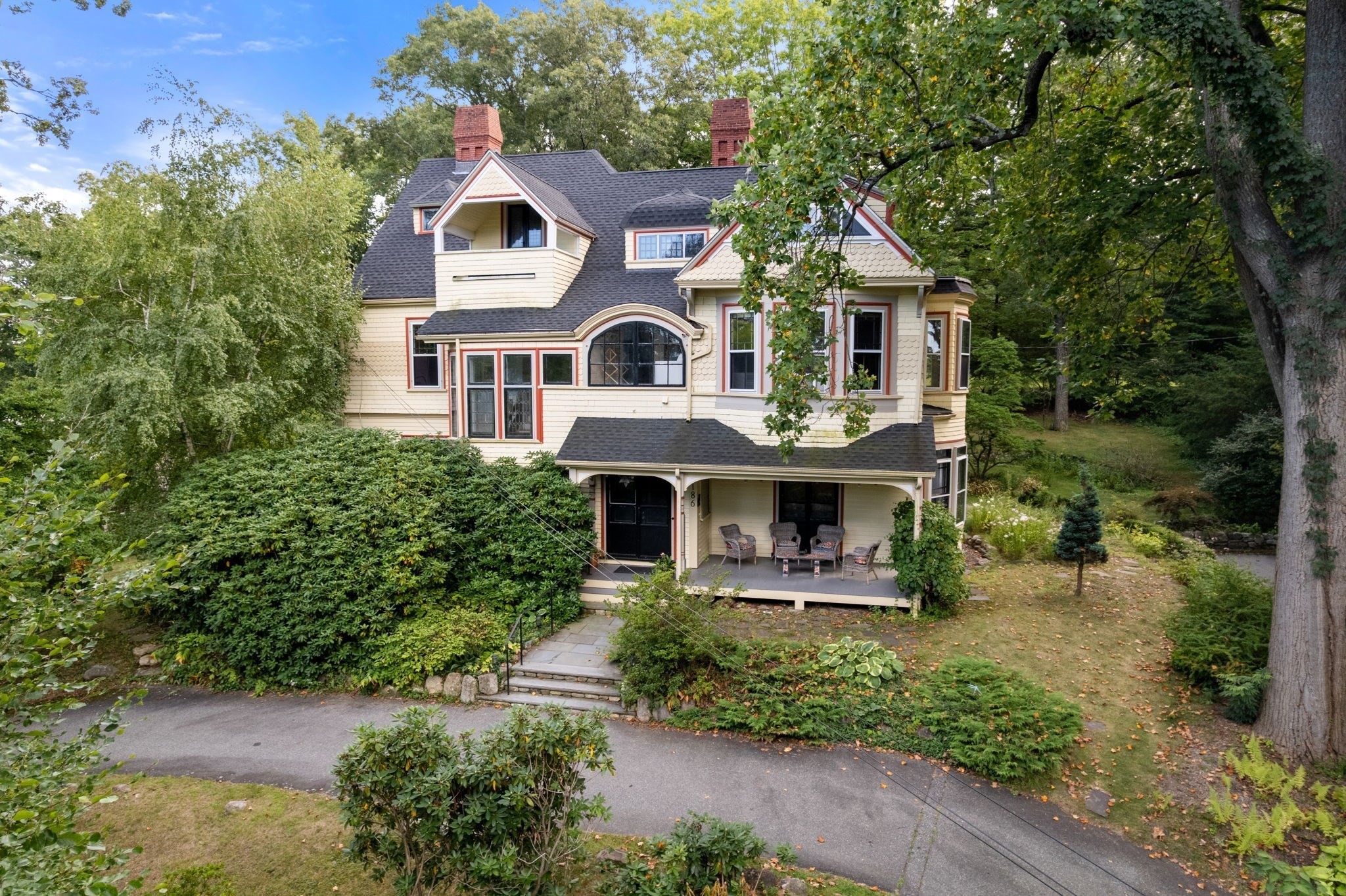 186 Highland Ave, Newton, MA 02465