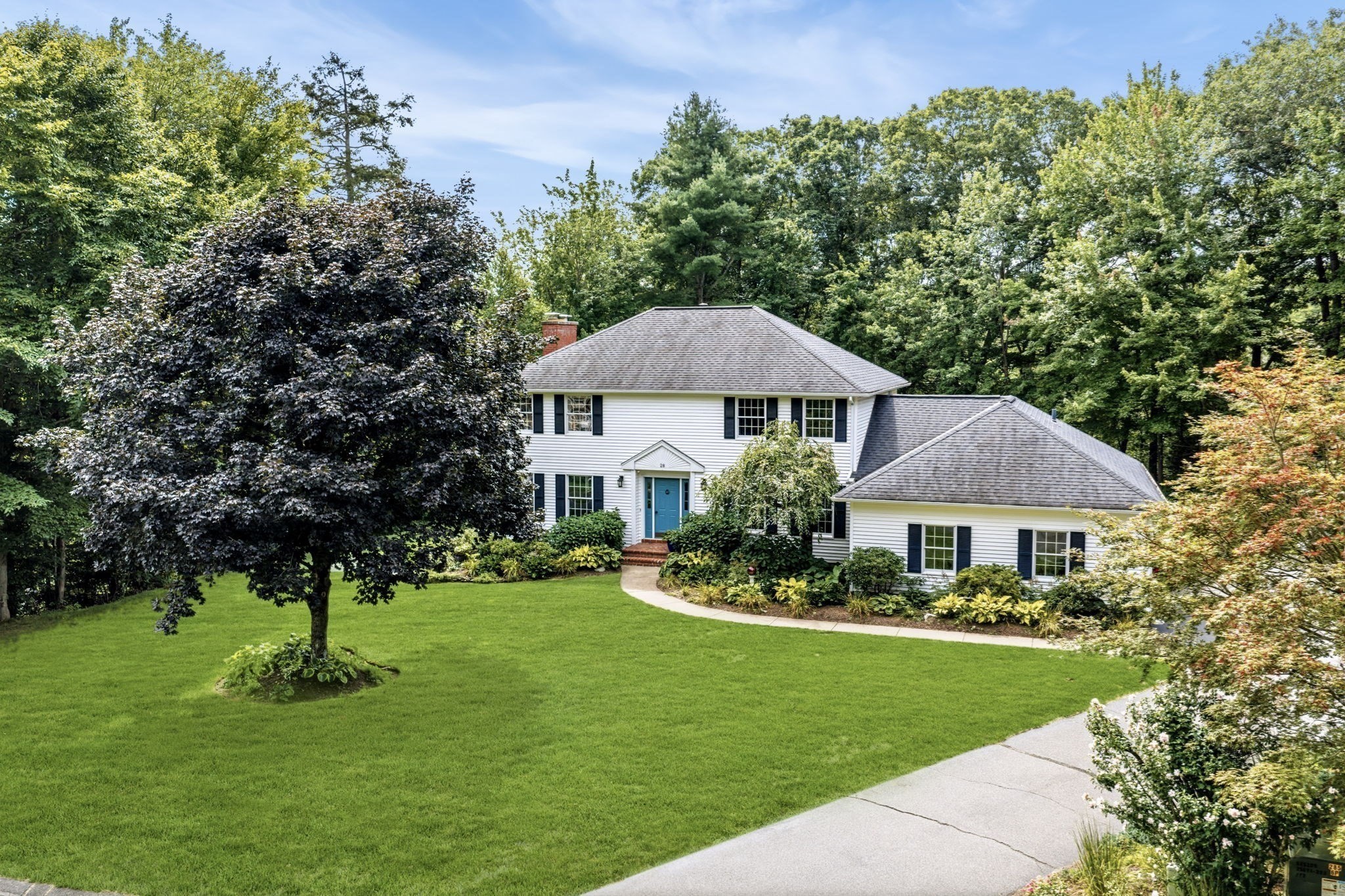 28 Ashley Cir, Easthampton, MA 01027