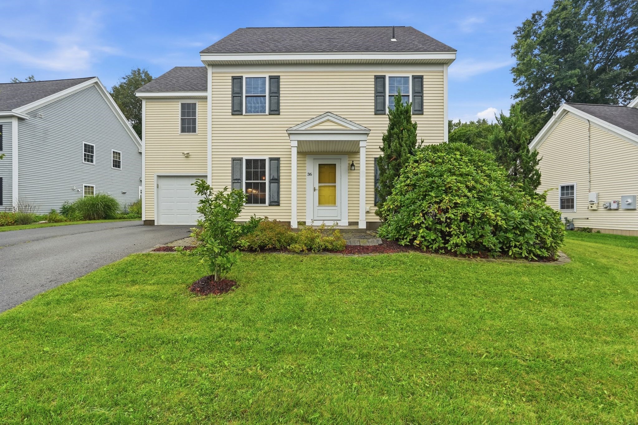 36 Treehouse Cir, Easthampton, MA 01027