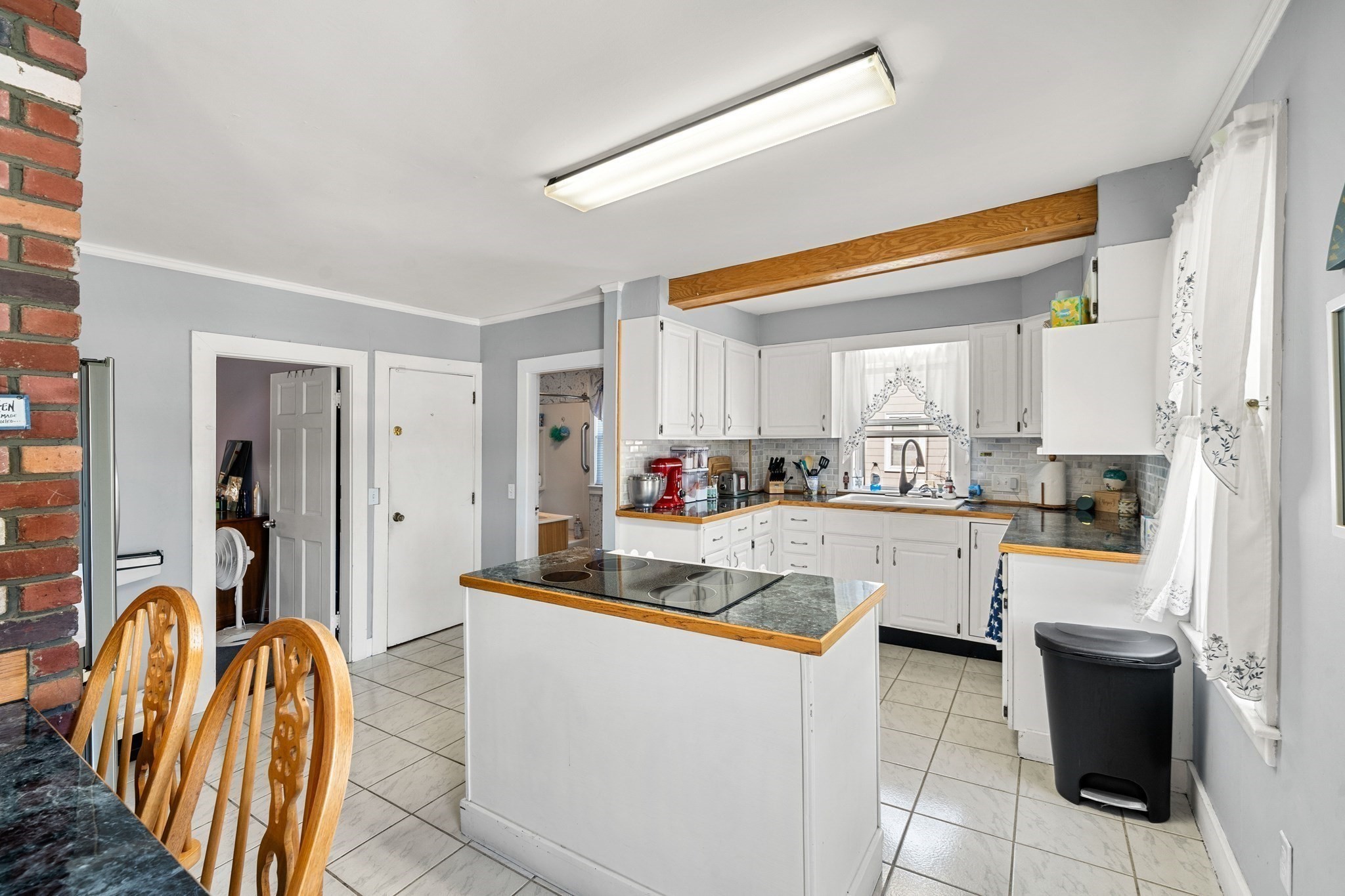 21 Jackson St, Salem, MA 01970 - Image 3