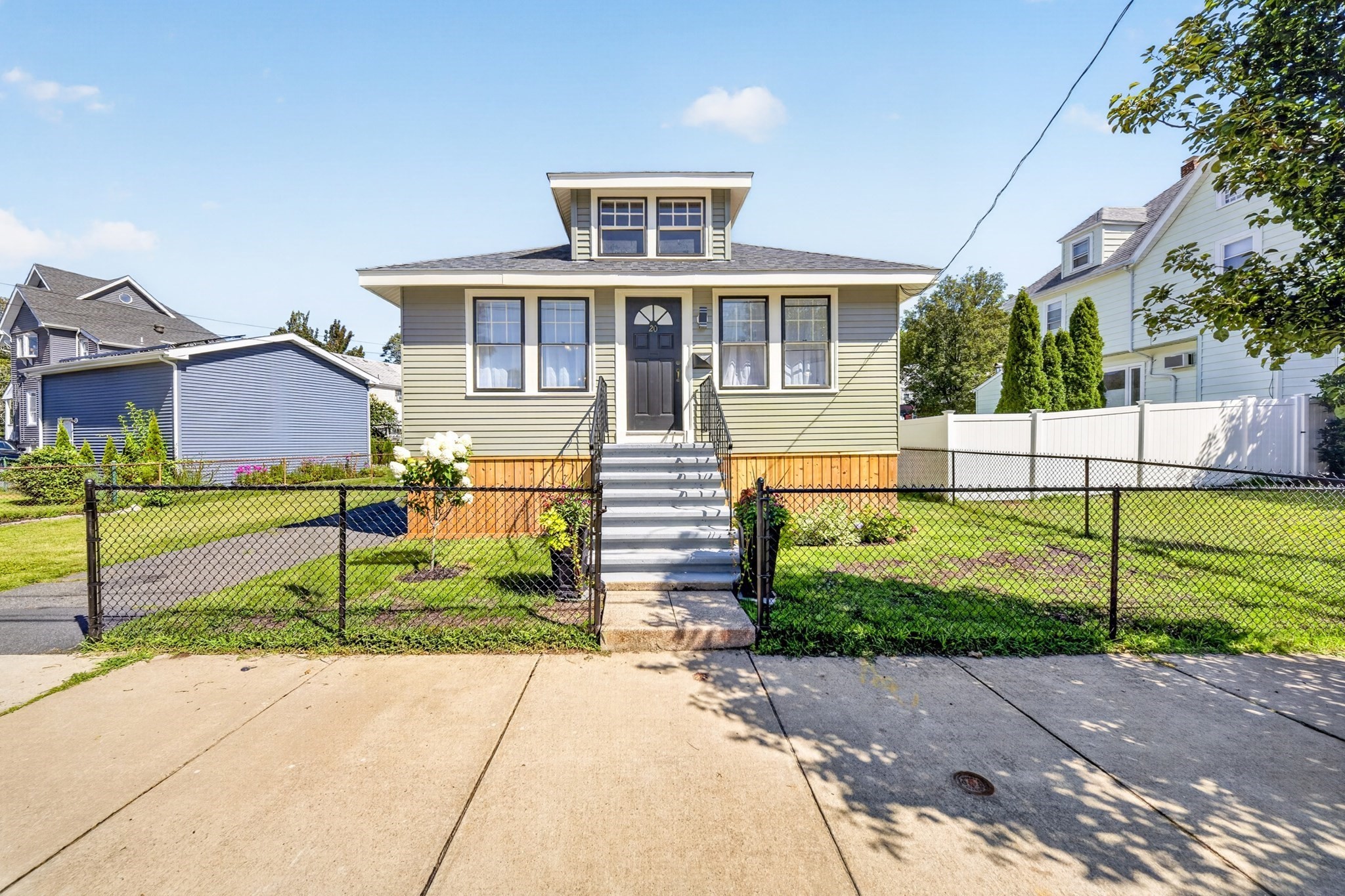 20 Huntley St, Malden, MA 02148