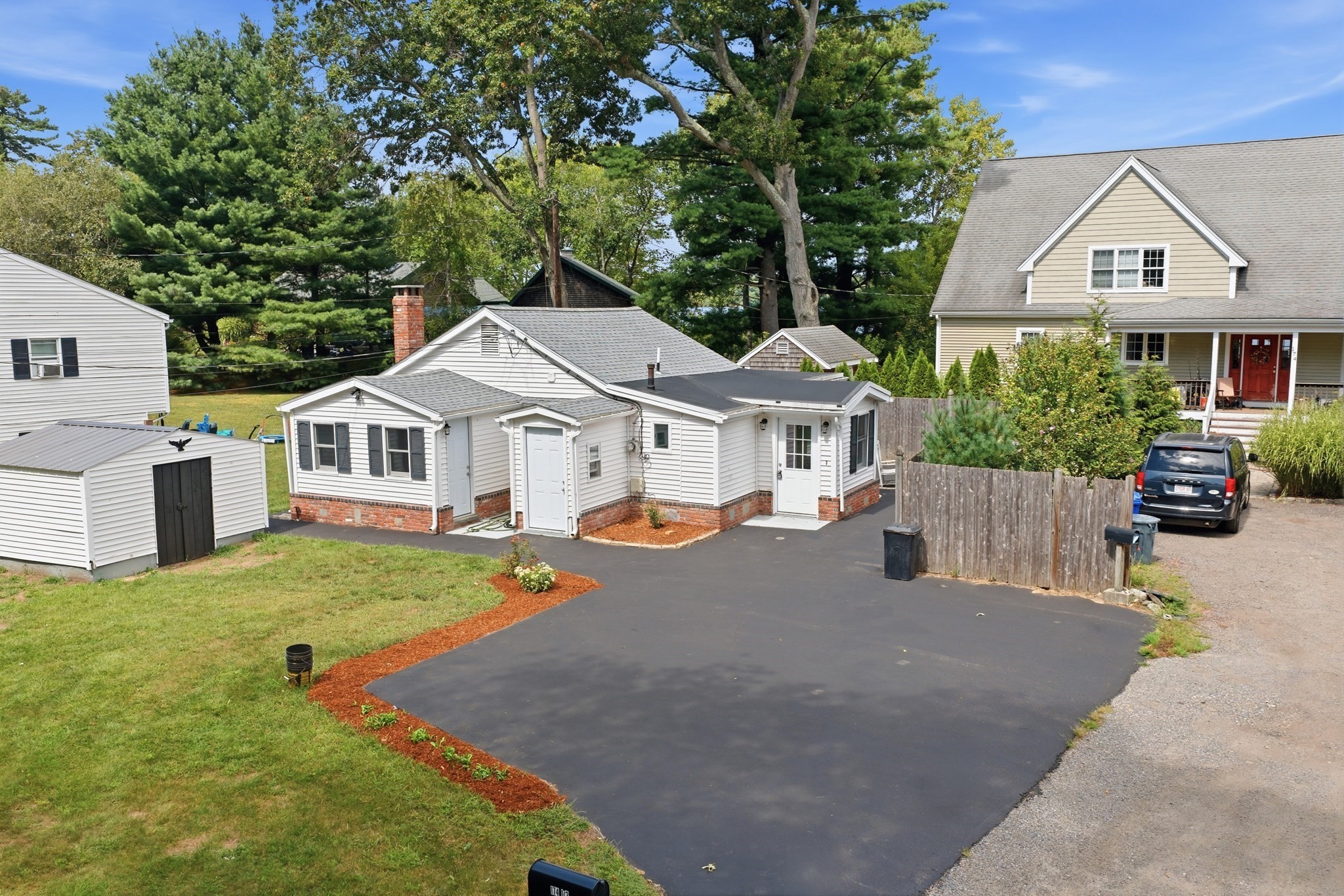 174 Lakeview Ave, Taunton, MA 02780