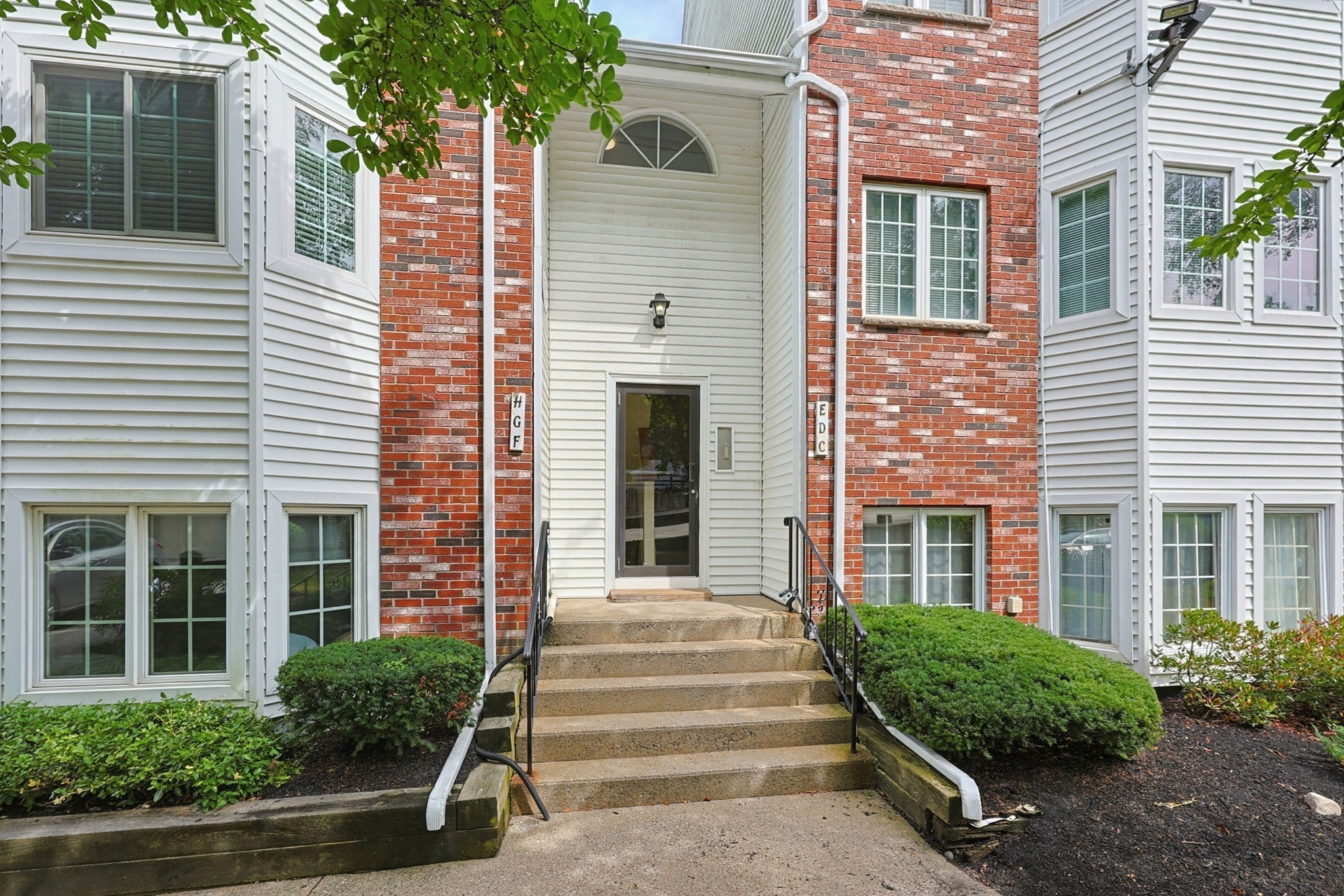 117 Tall Oaks Dr Unit G, Weymouth, MA 02190