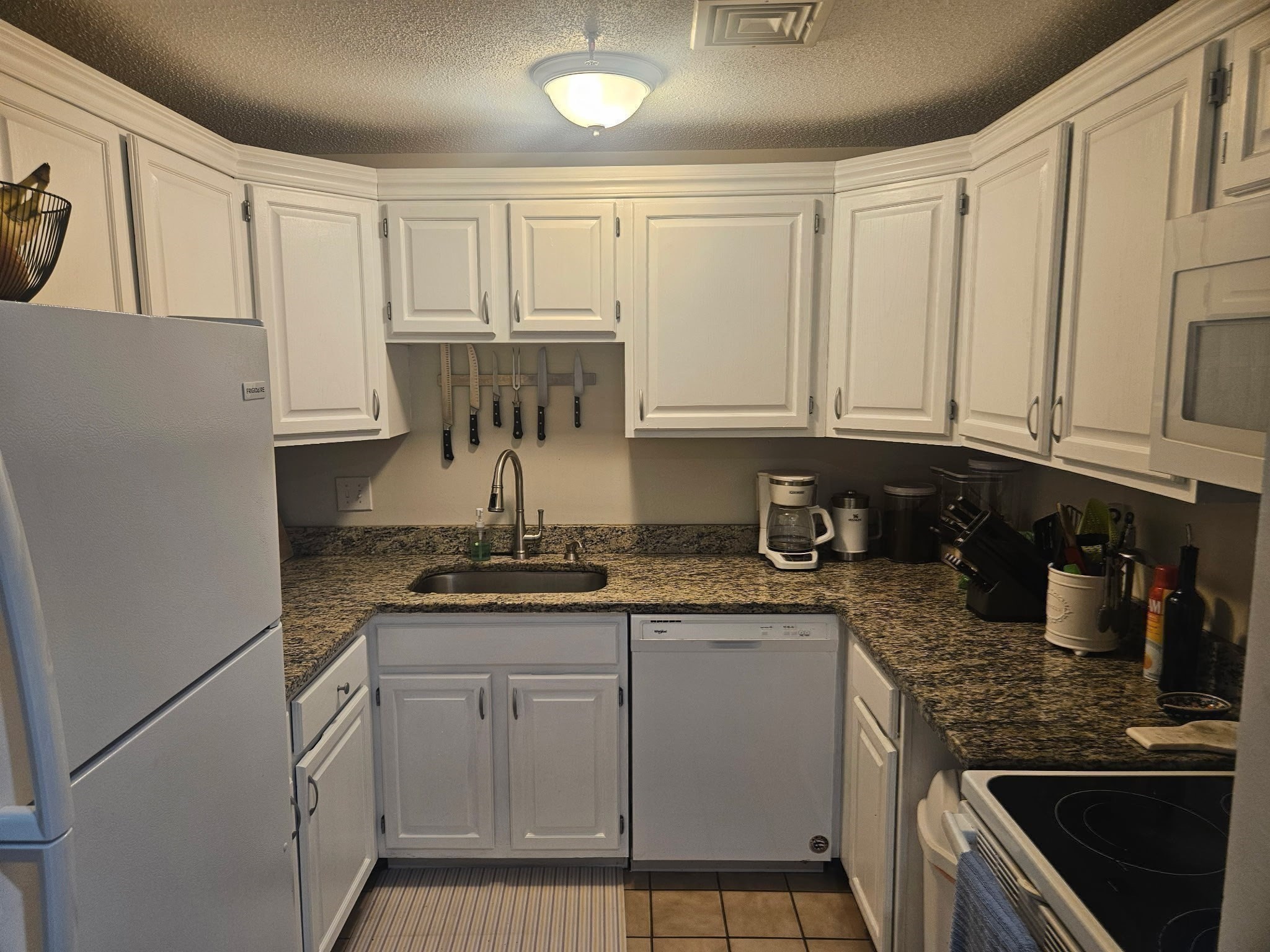 219 Central Street Unit 3E, Lowell, MA 01852 - Image 17
