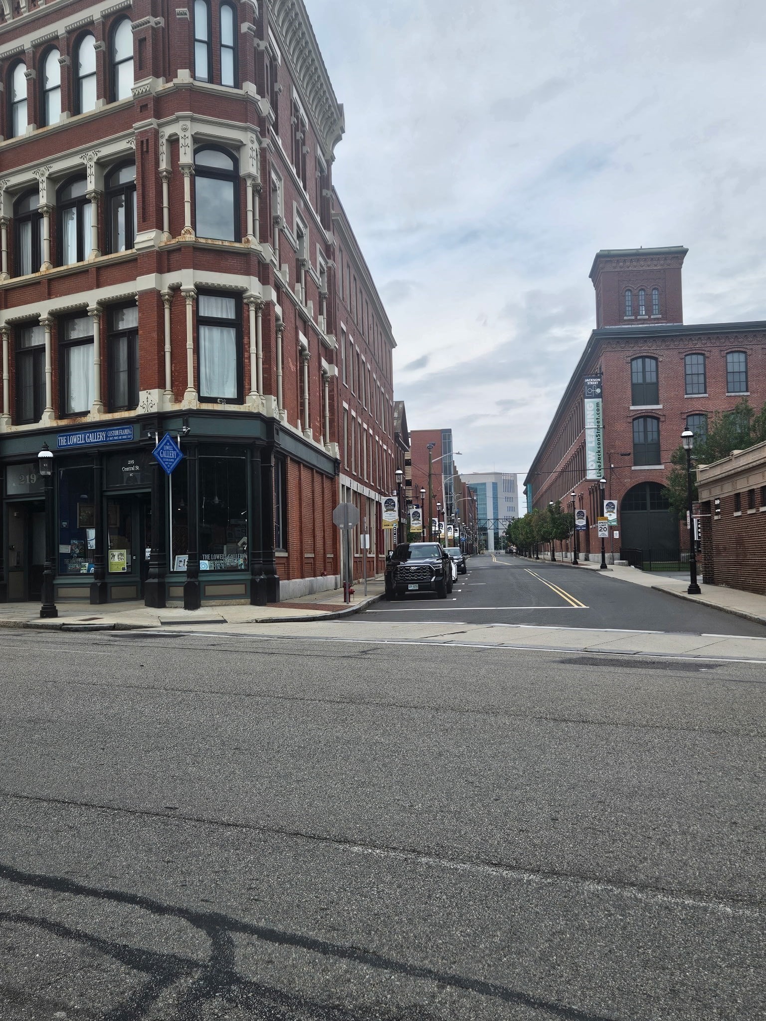 219 Central Street Unit 3E, Lowell, MA 01852 - Image 3
