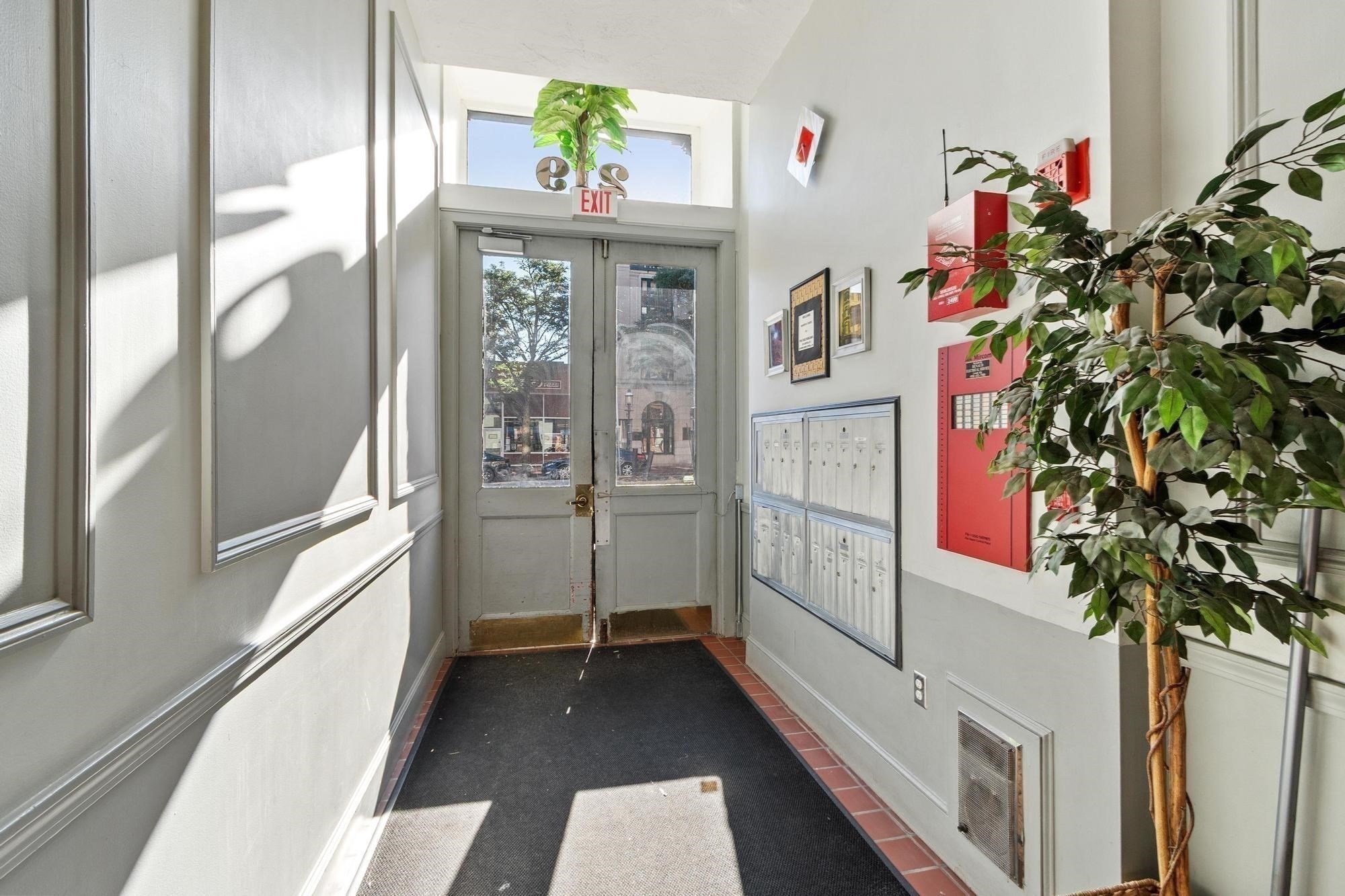 219 Central Street Unit 3E, Lowell, MA 01852 - Image 10