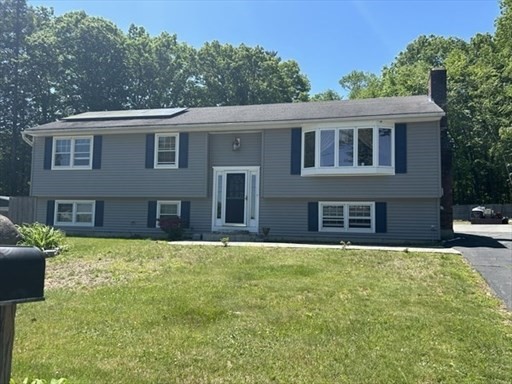 75 Dale Ave, Leominster, MA 01453