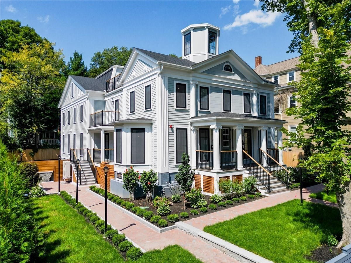 305 Chestnut Ave Unit 5, Jamaica Plain, Boston, MA 02130