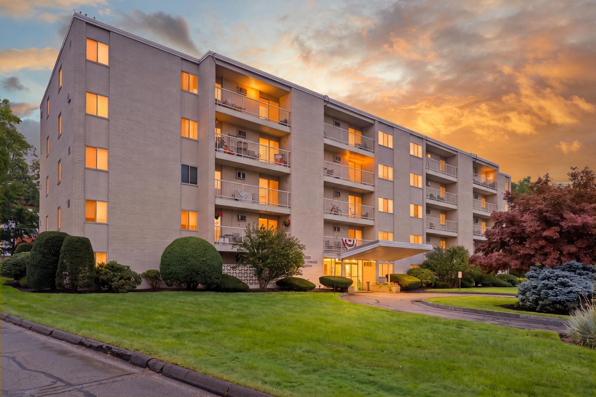 200 Park Terrace Drive Unit 255, Stoneham, MA 02180