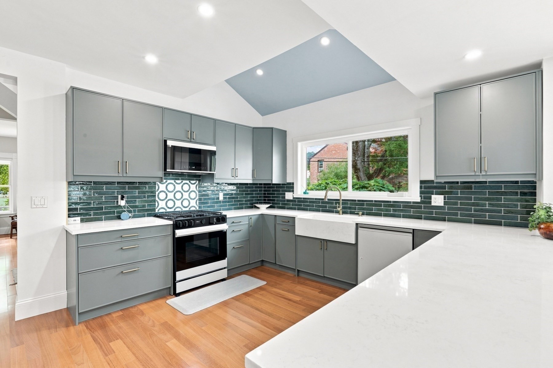1161 Franklin St, Stoneham, MA 02180 - Image 13