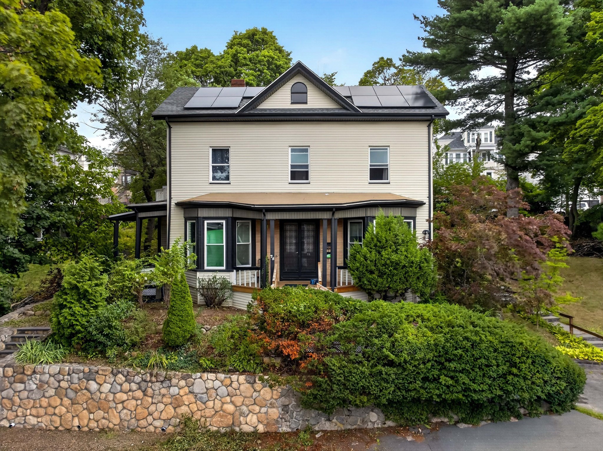 75 Harvard St, Chelsea, MA 02150